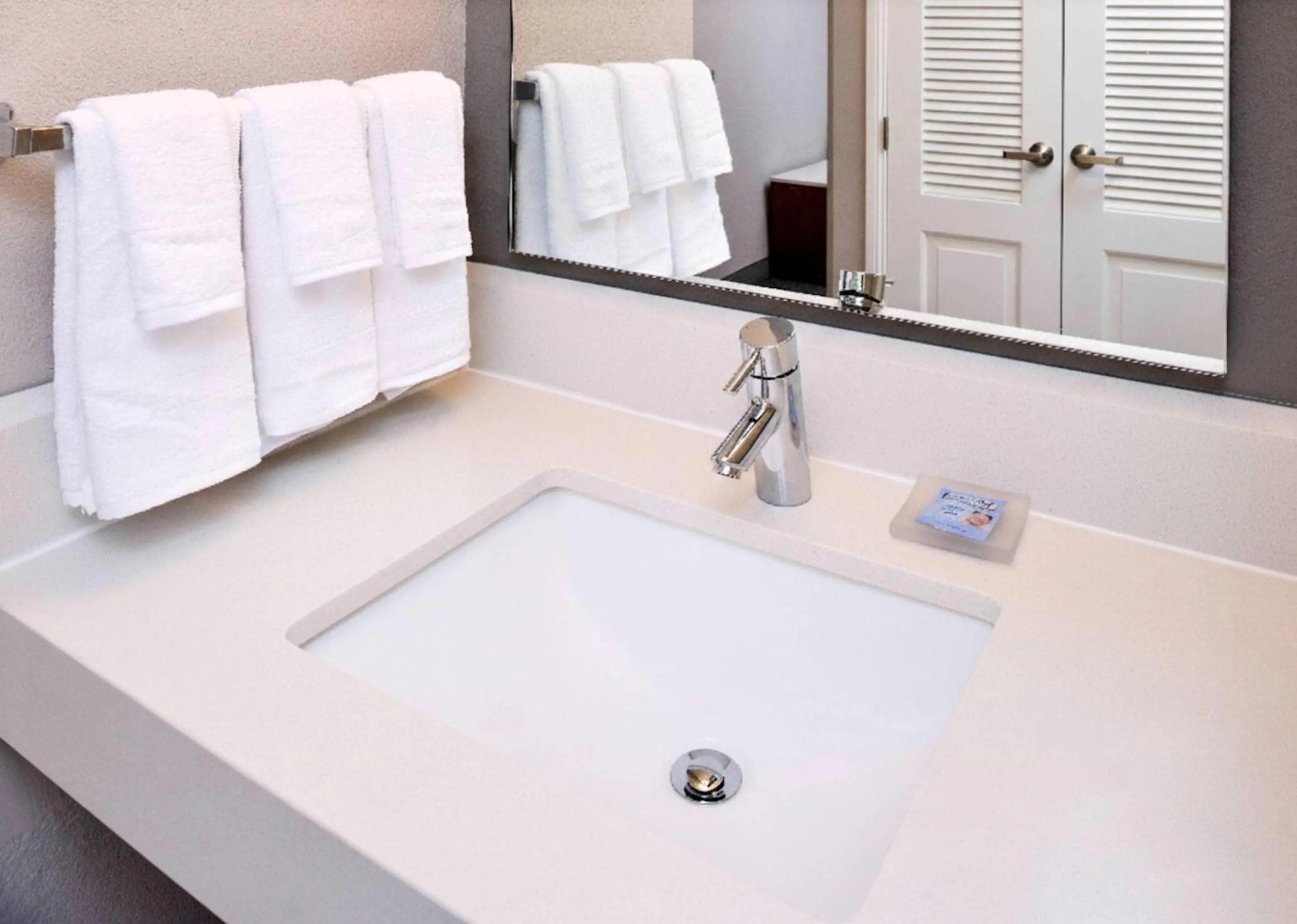 Other in Country Inn & Suites by Radisson, Brown Deer - Milwaukee North