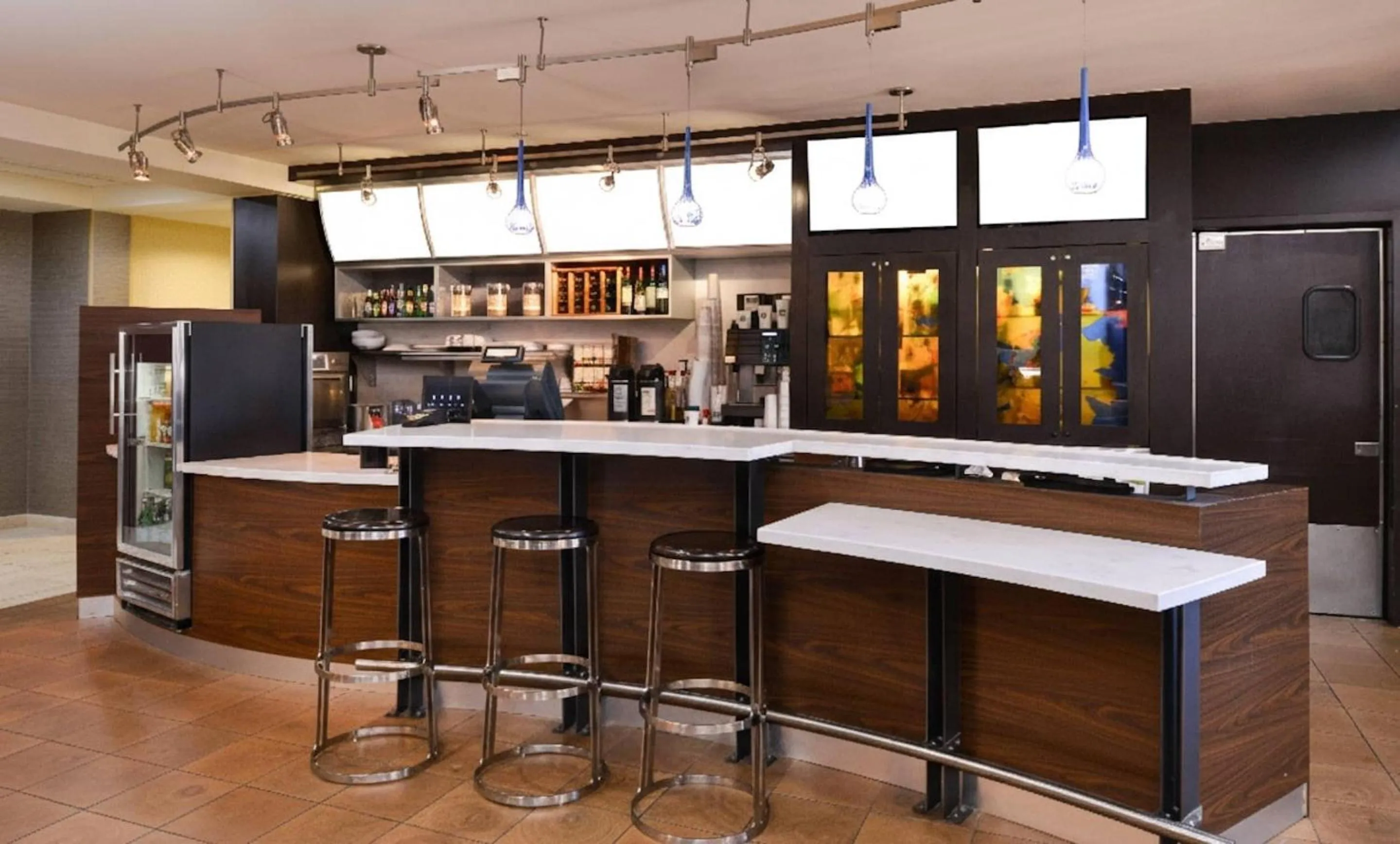 Restaurant/places to eat in Country Inn & Suites by Radisson, Brown Deer - Milwaukee North