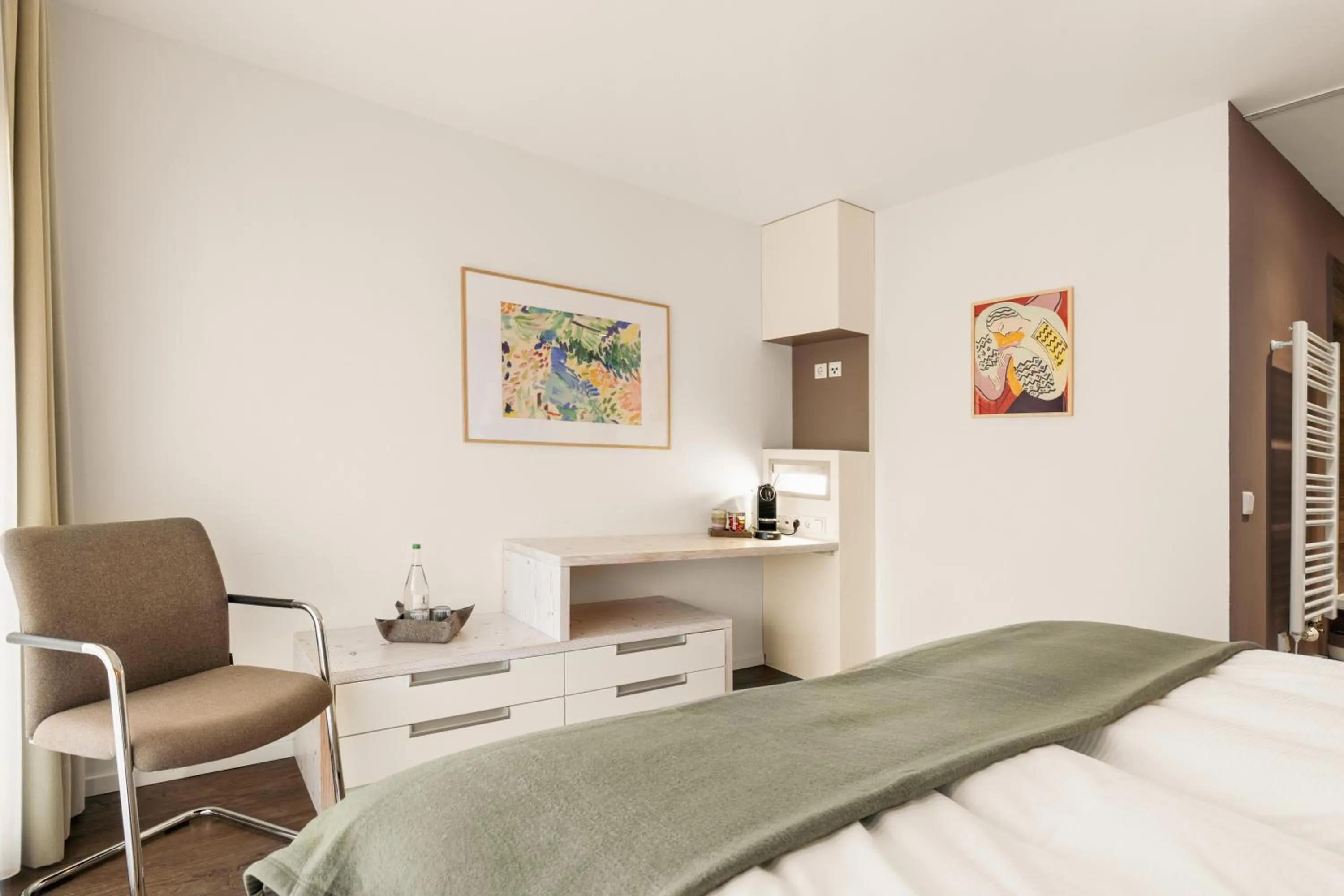 Photo of the whole room, Bed in Hotel Villa Lago