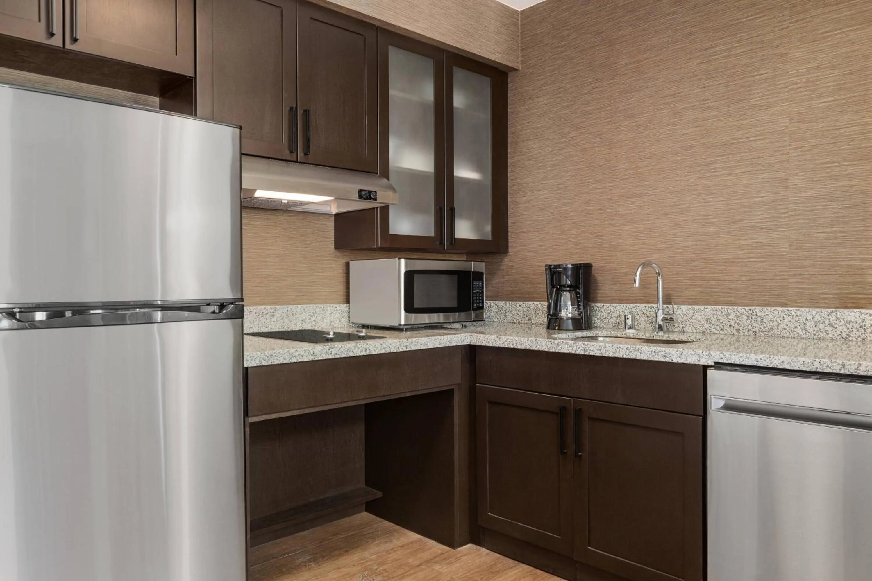 Kitchen or kitchenette in Residence Inn by Marriott Palmdale Lancaster