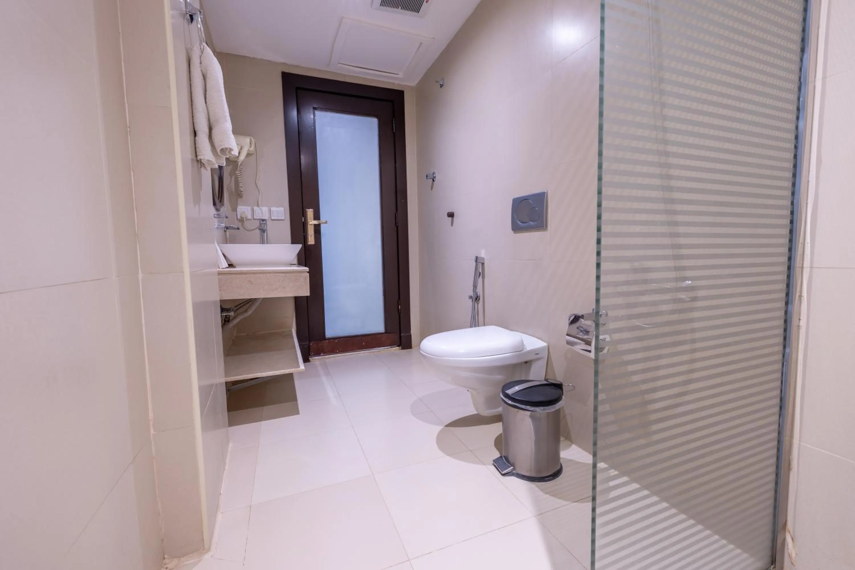 Al Muhaidb Residence Al Malaz 3 - Economic