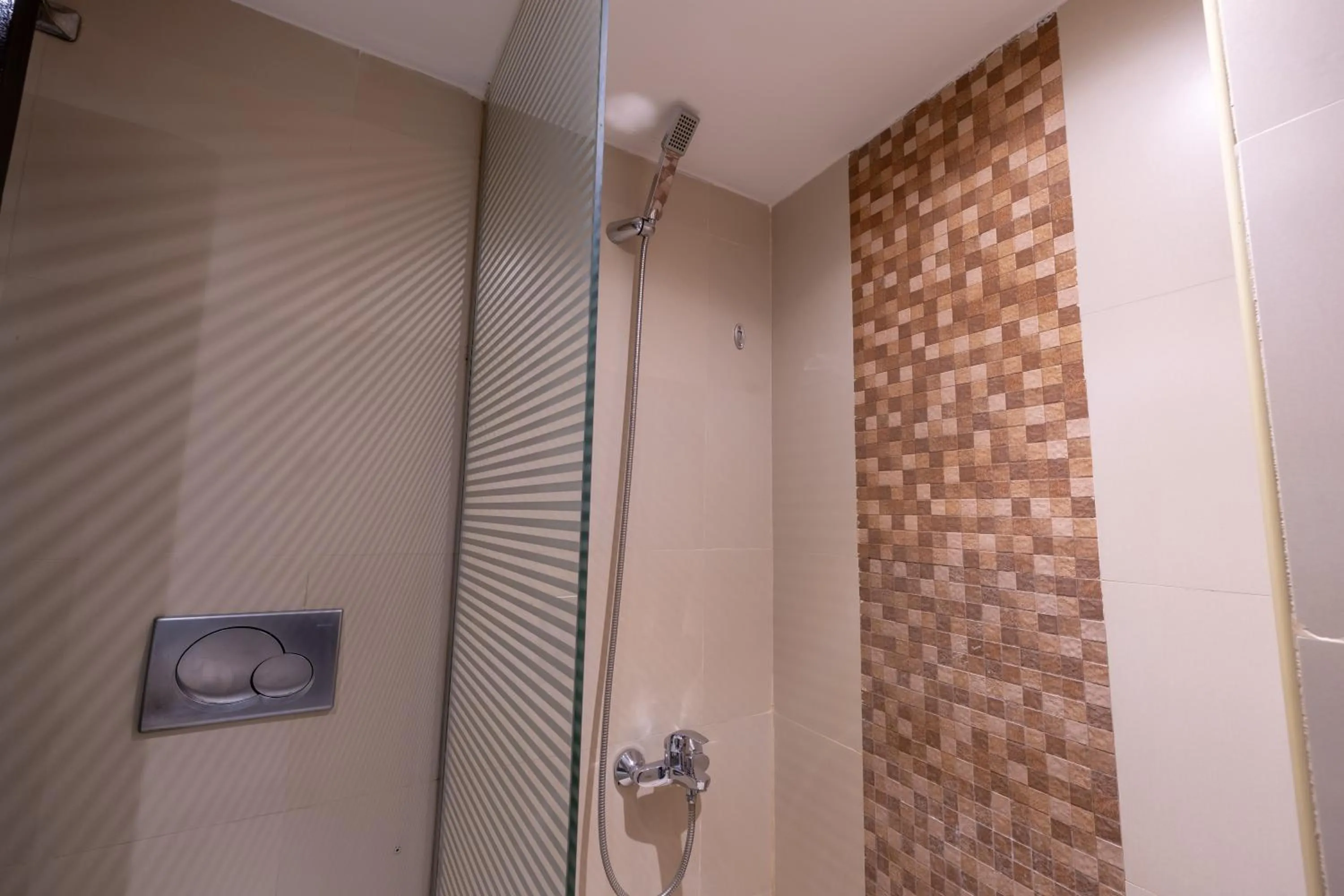 Al Muhaidb Residence Al Malaz 3 - Economic