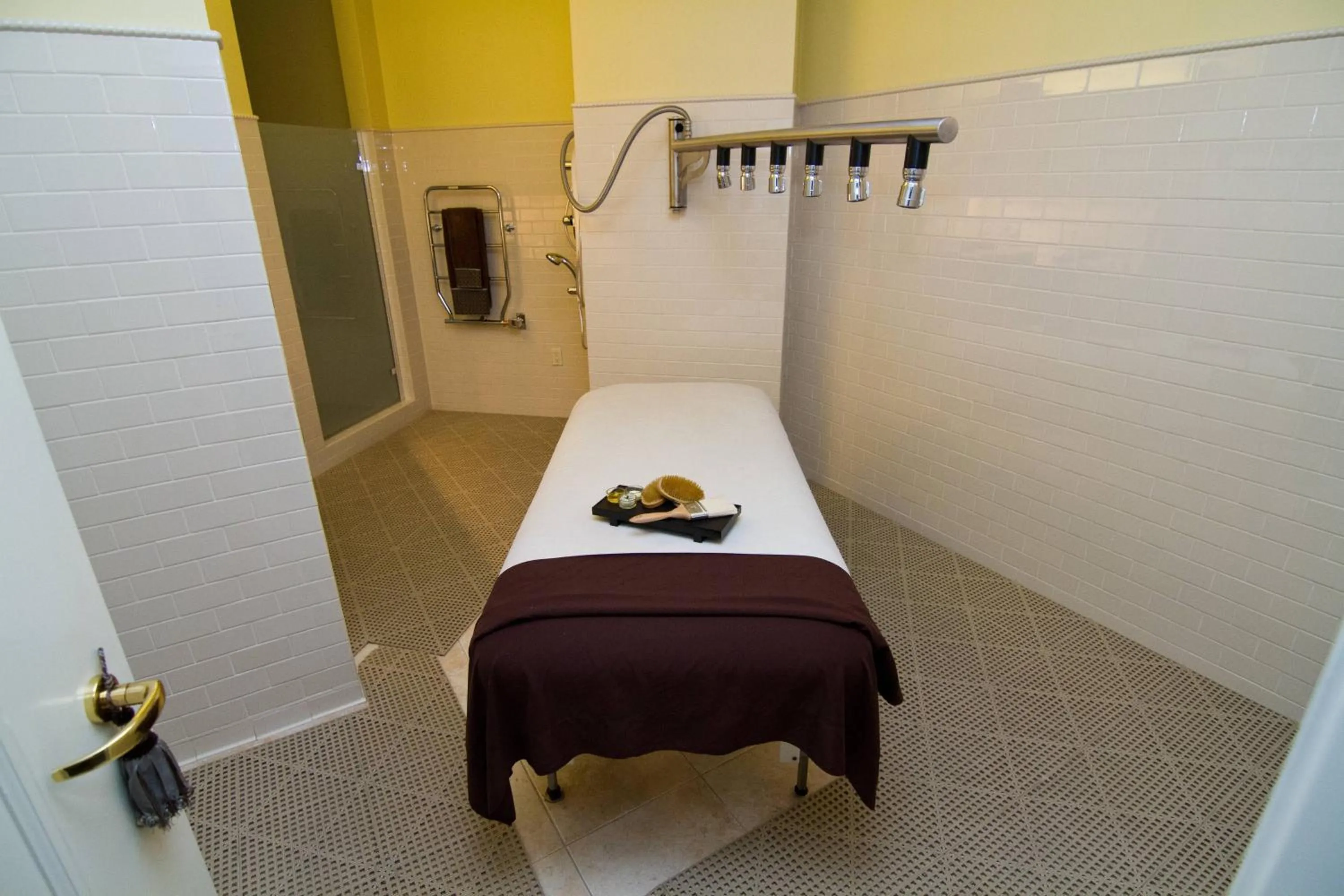 Bathroom in Laguna Cliffs Marriott Resort & Spa