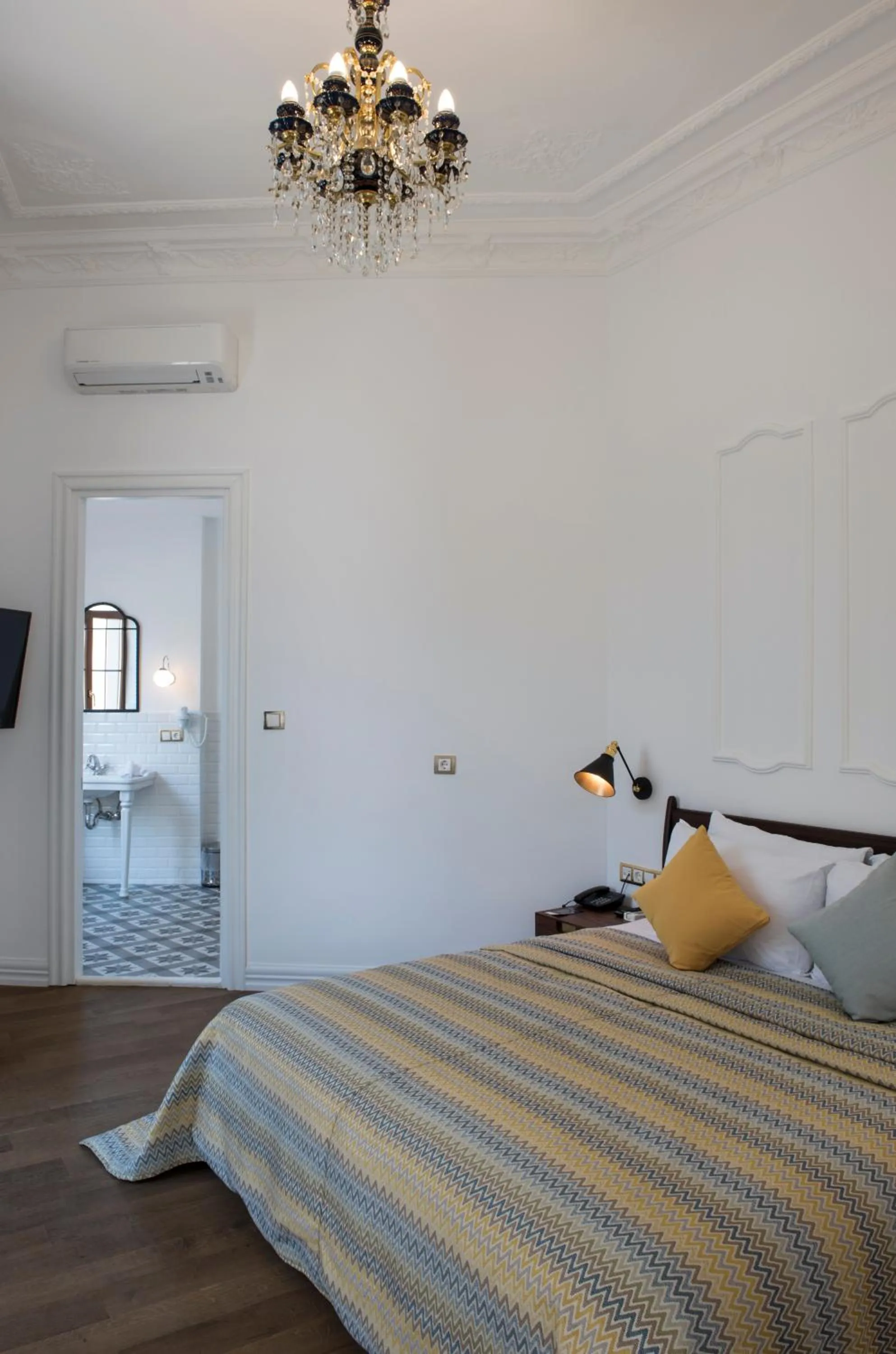 Decorative detail, Bed in Rodosto Hotel