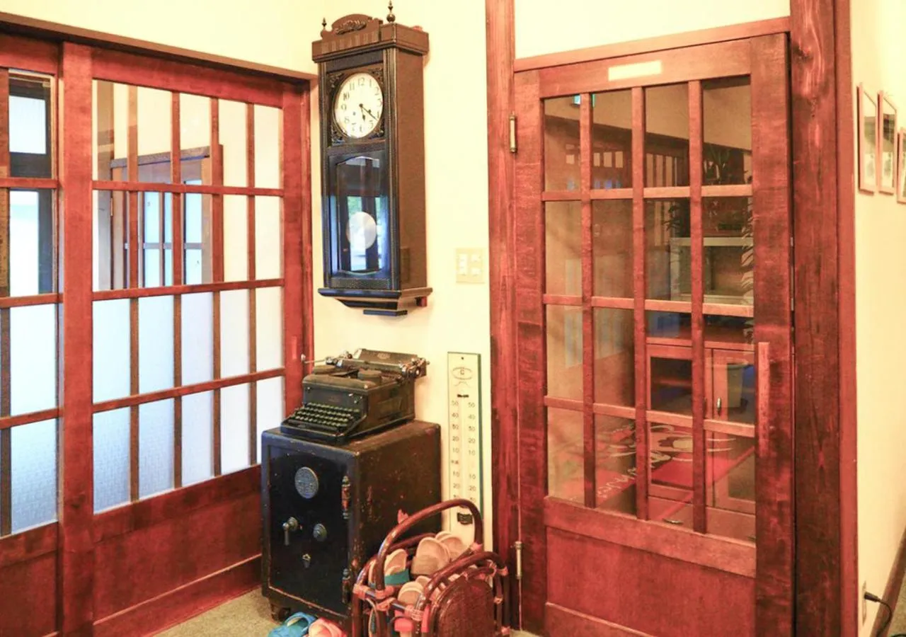 Decorative detail in Kusatsu Onsen Eidaya