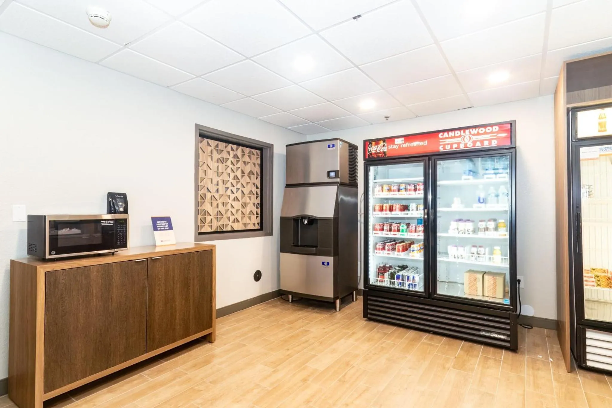 Lobby or reception in Candlewood Suites New Bern by IHG