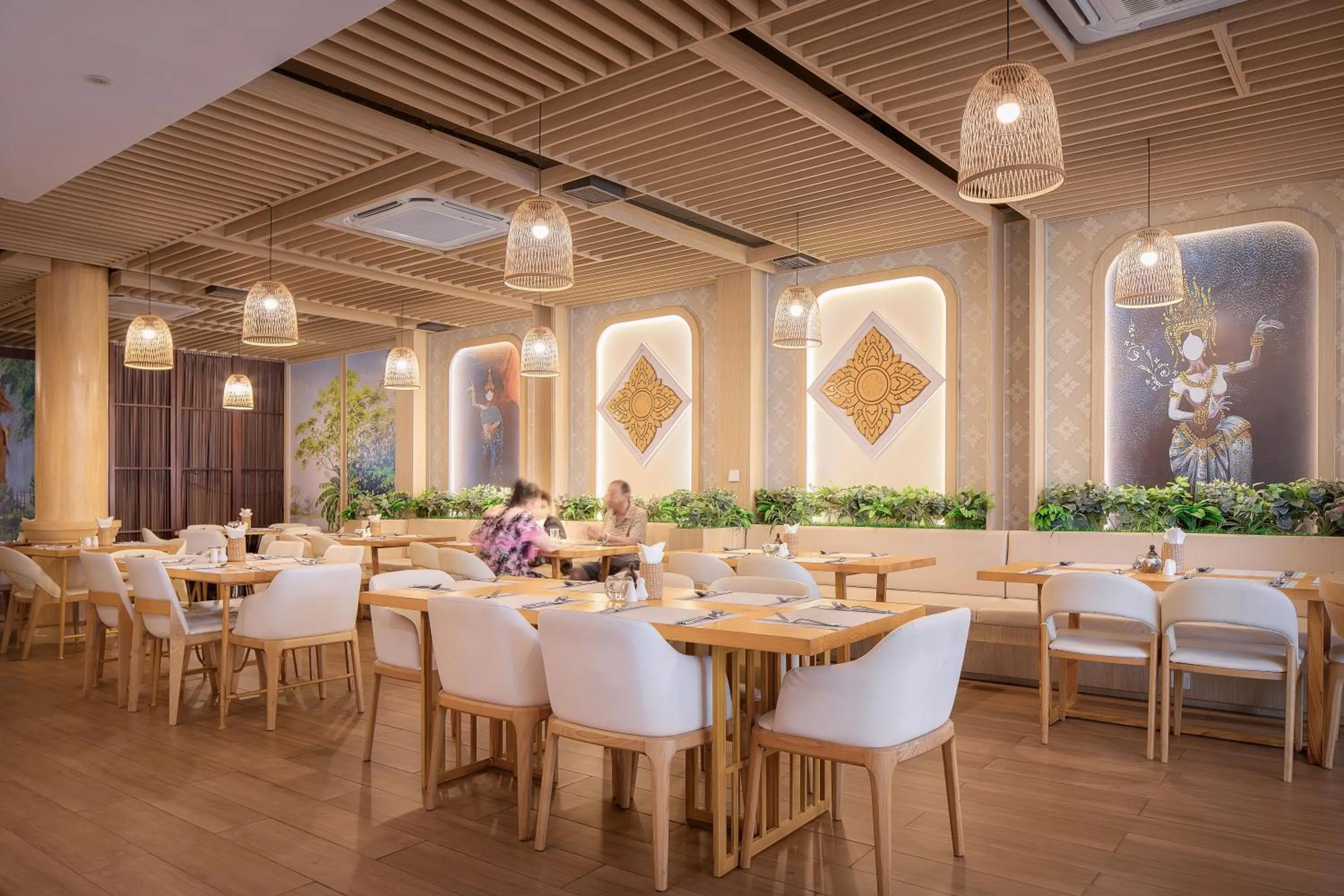 Restaurant/places to eat in G Mekong Hotel Phom Penh