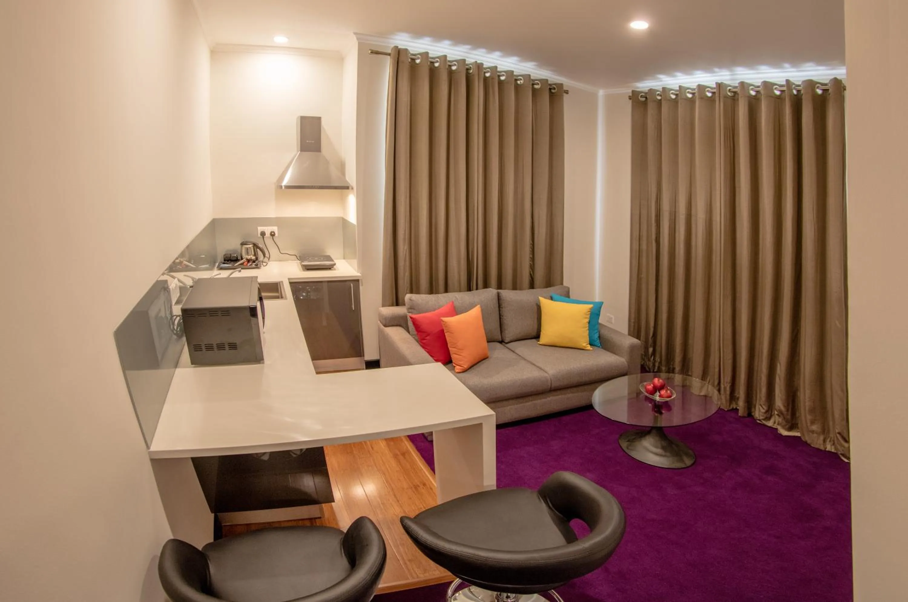 TV and multimedia in Fairway Colombo - Sri Lanka's First Hotel With Robot Technology