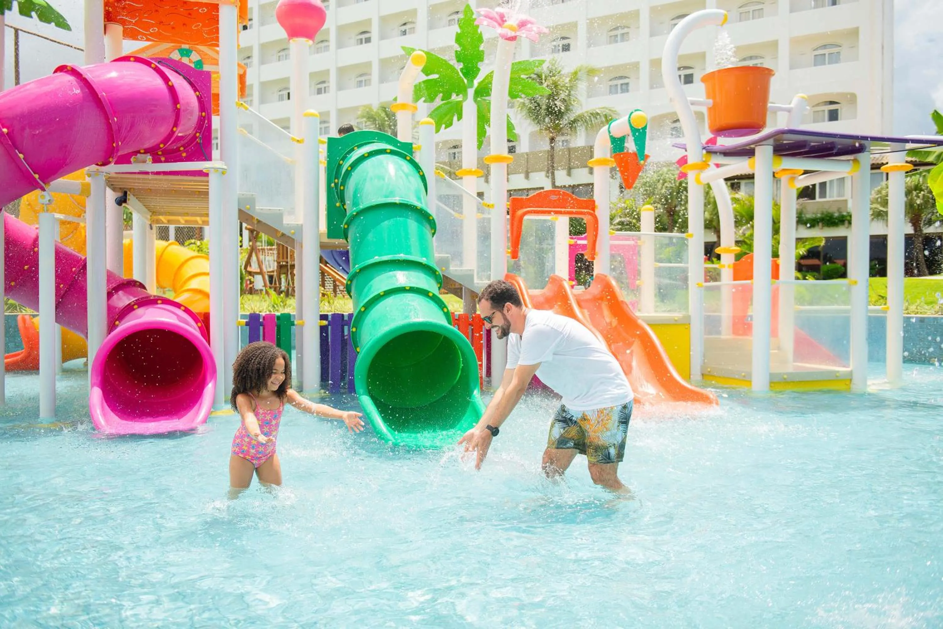 People in Hotel Deville Prime Salvador