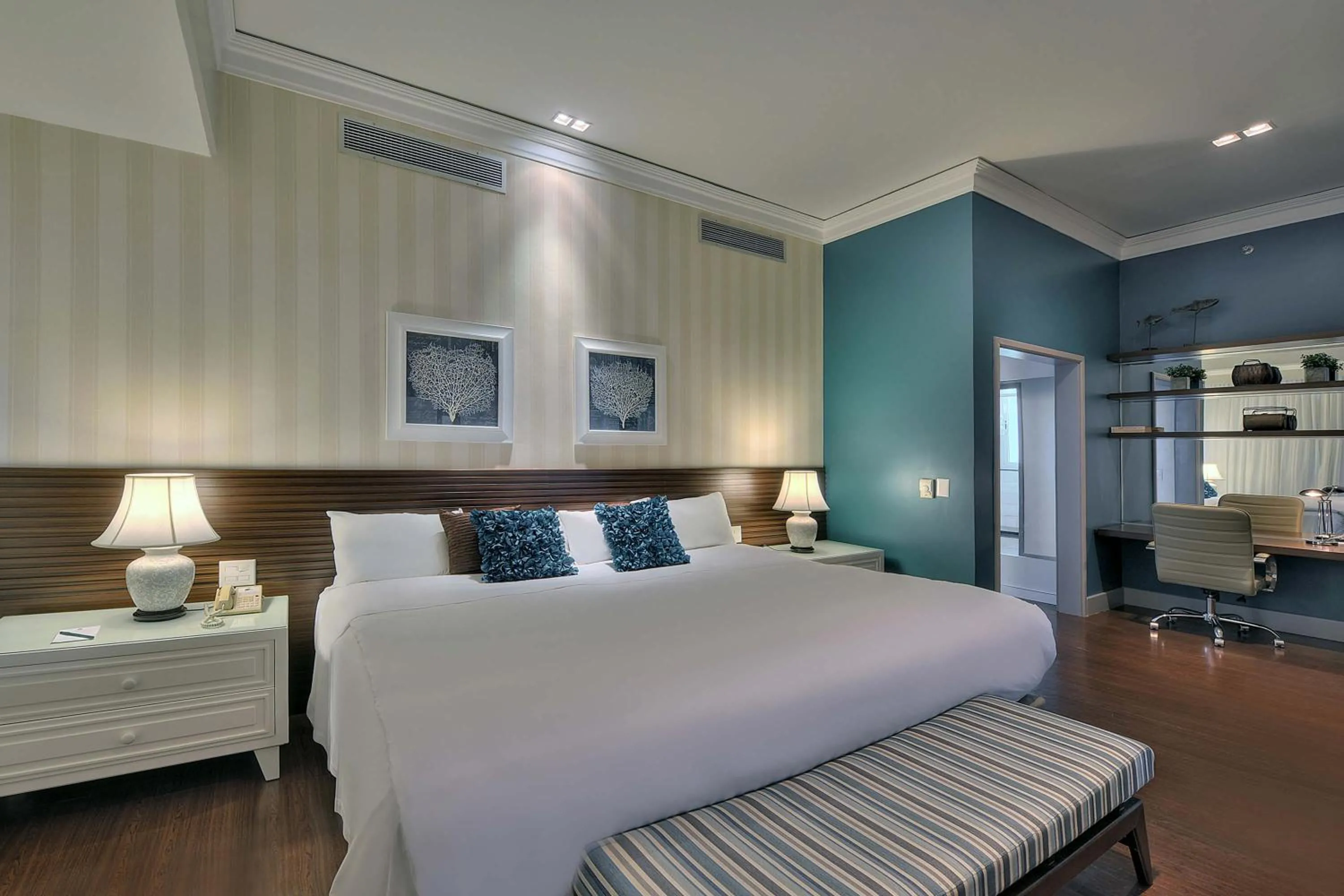 Bed in Hotel Deville Prime Salvador