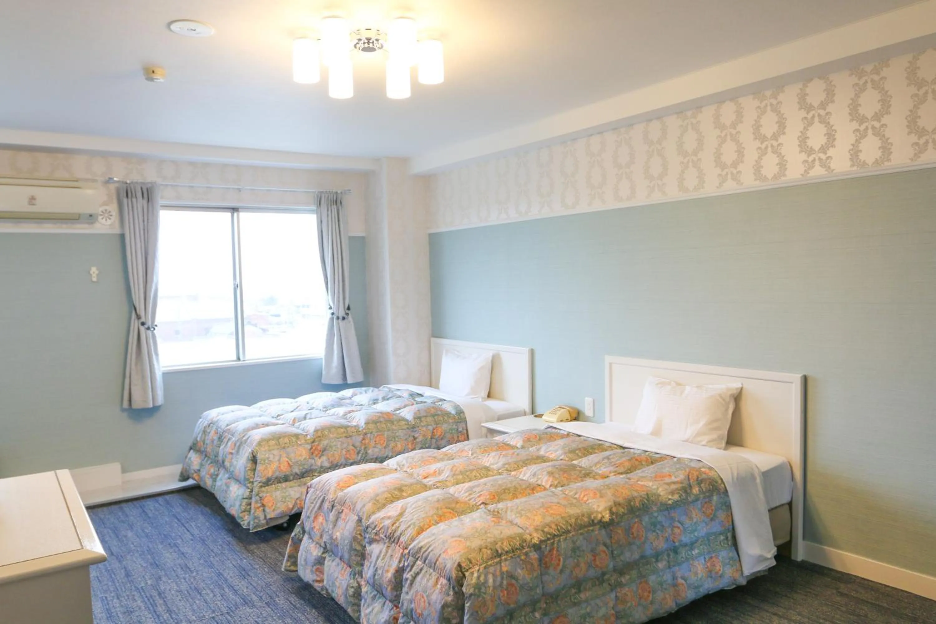 Photo of the whole room, Bed in Handa Station Hotel