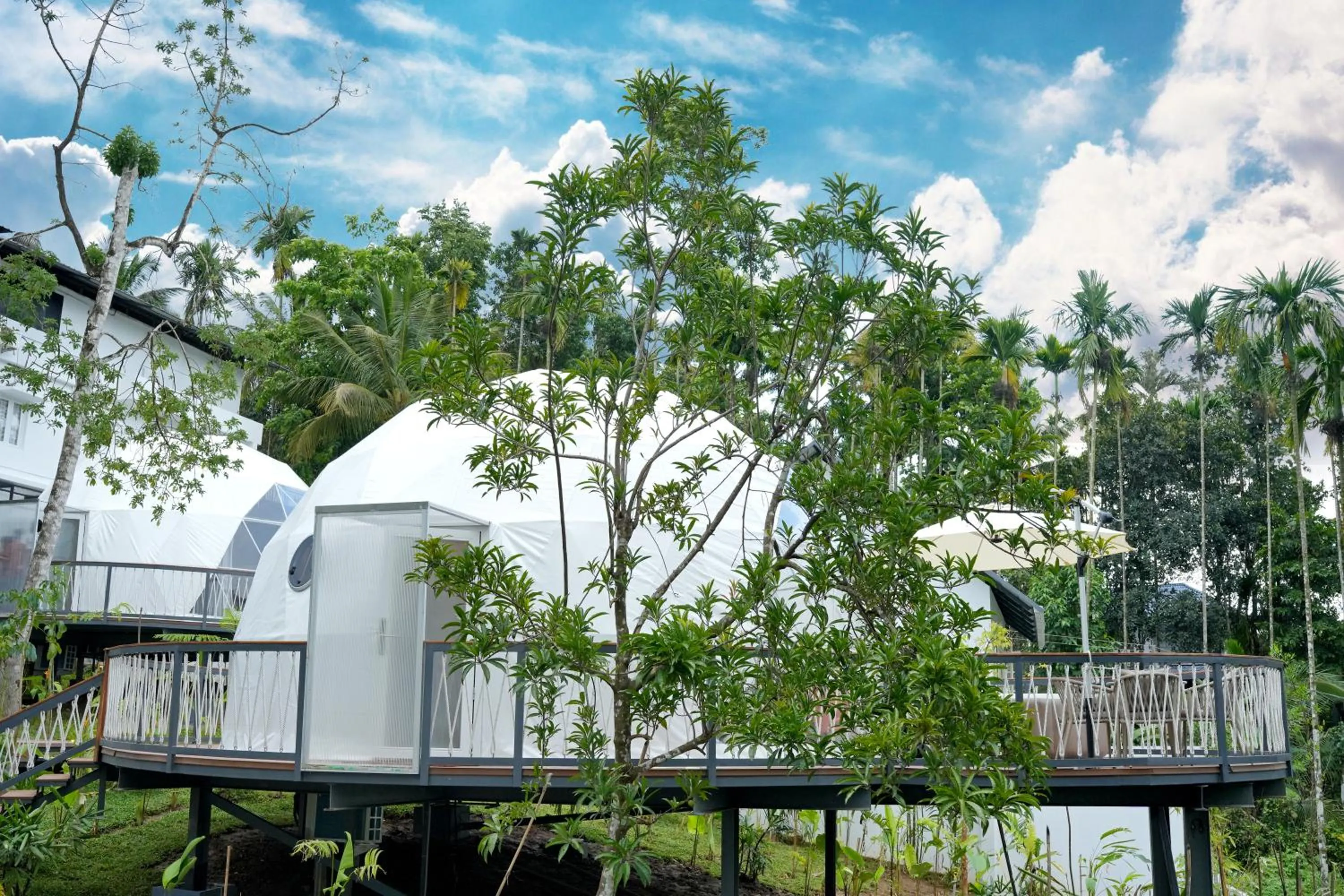 Property building in Le Villagio Resort & Domes