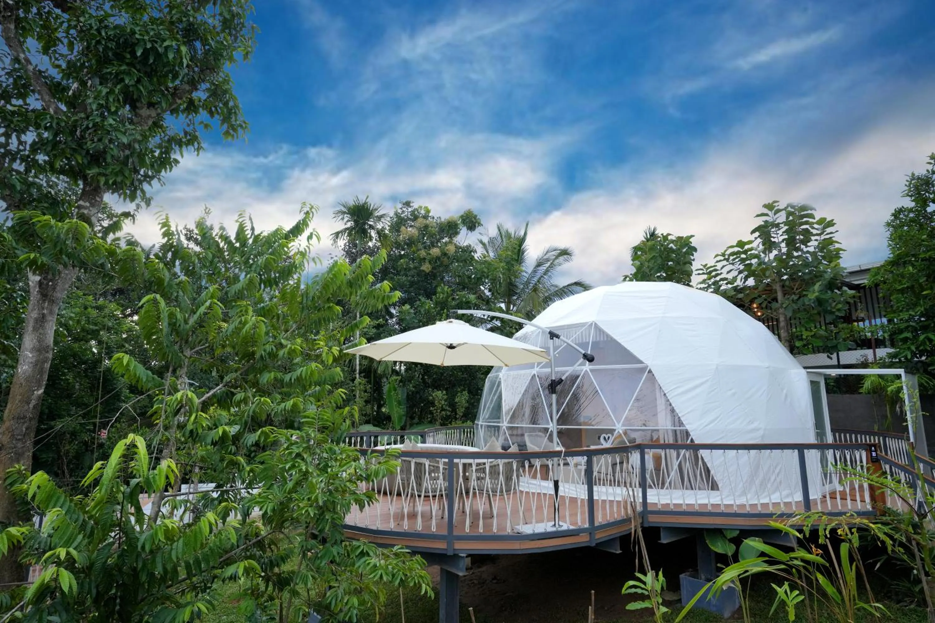 Property building in Le Villagio Resort & Domes