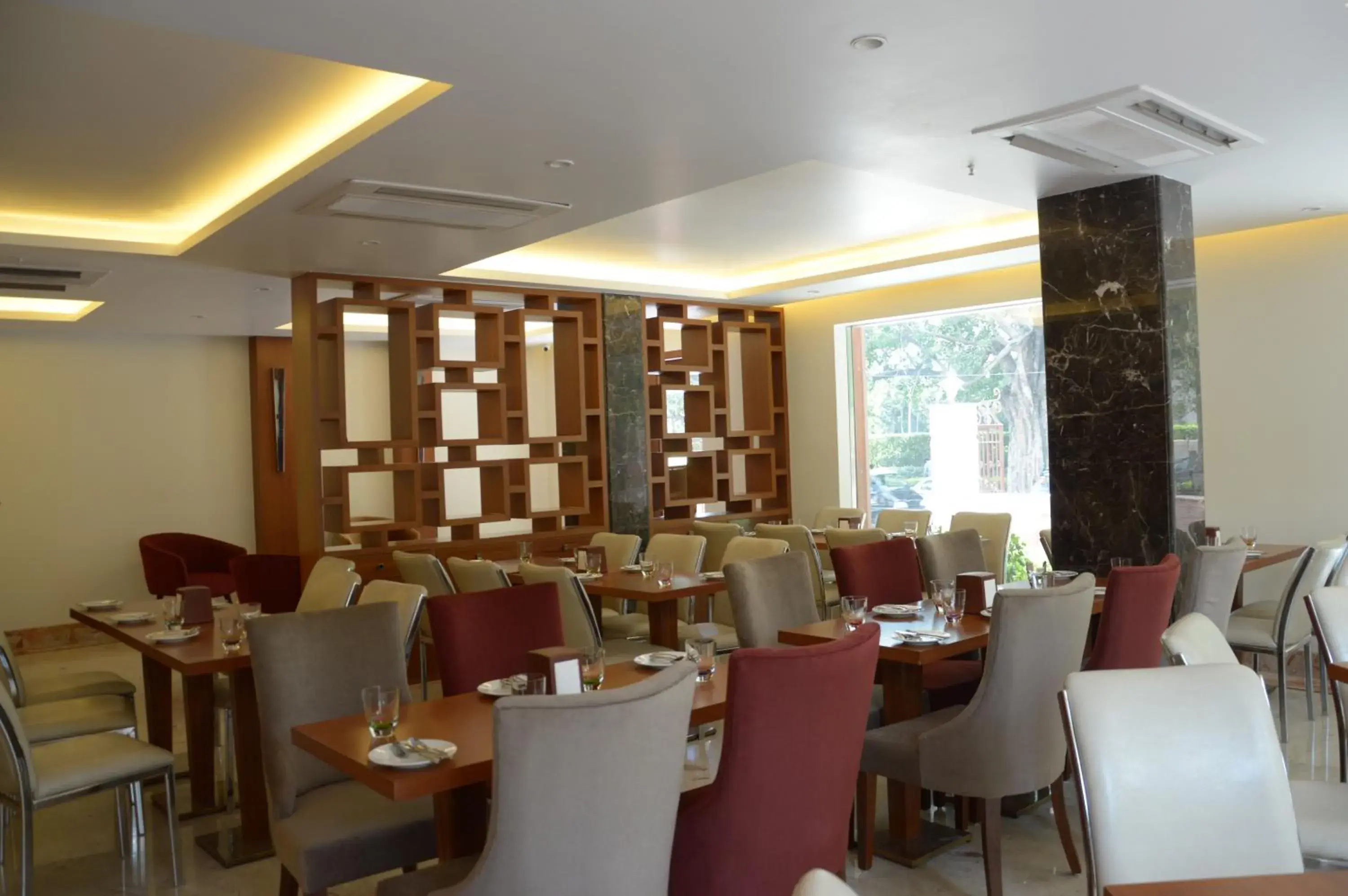 Restaurant/places to eat in Connaught Royale Delhi Restaurant/places to eat in Connaught Royale Delhi