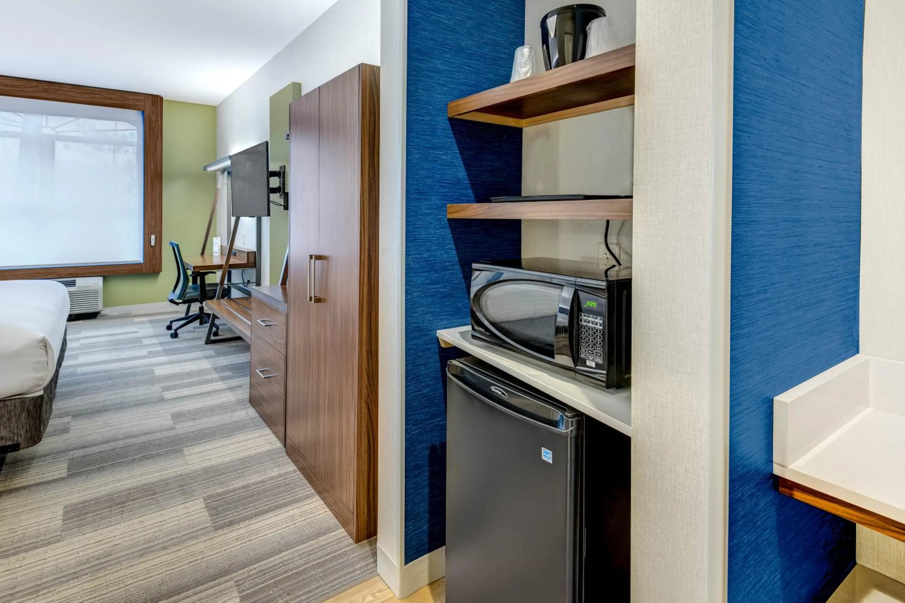 Holiday Inn Express Woodbridge by IHG