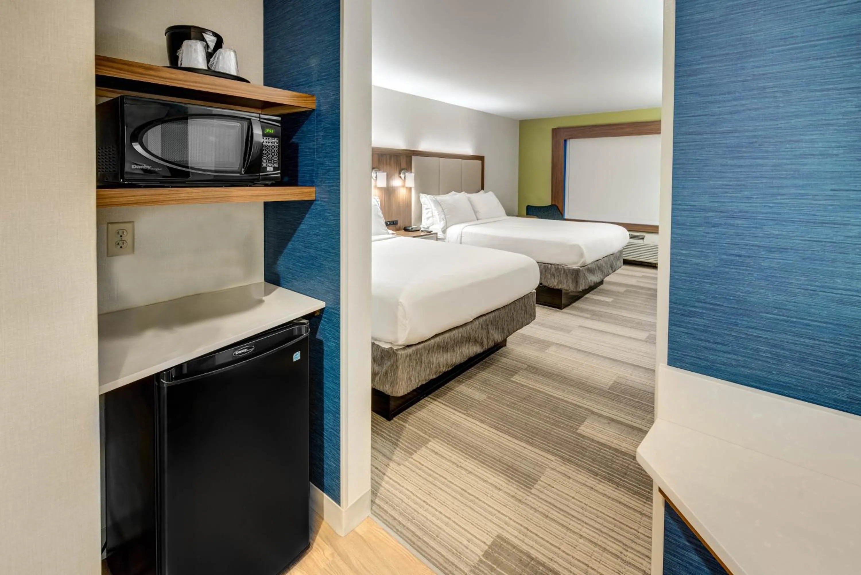 Bedroom, Bed in Holiday Inn Express Woodbridge by IHG