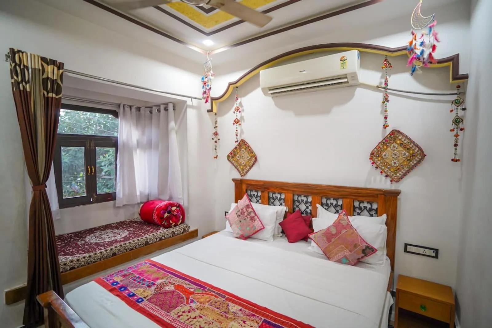 View (from property/room), Bed in The Wanderlust Guest House & Safari