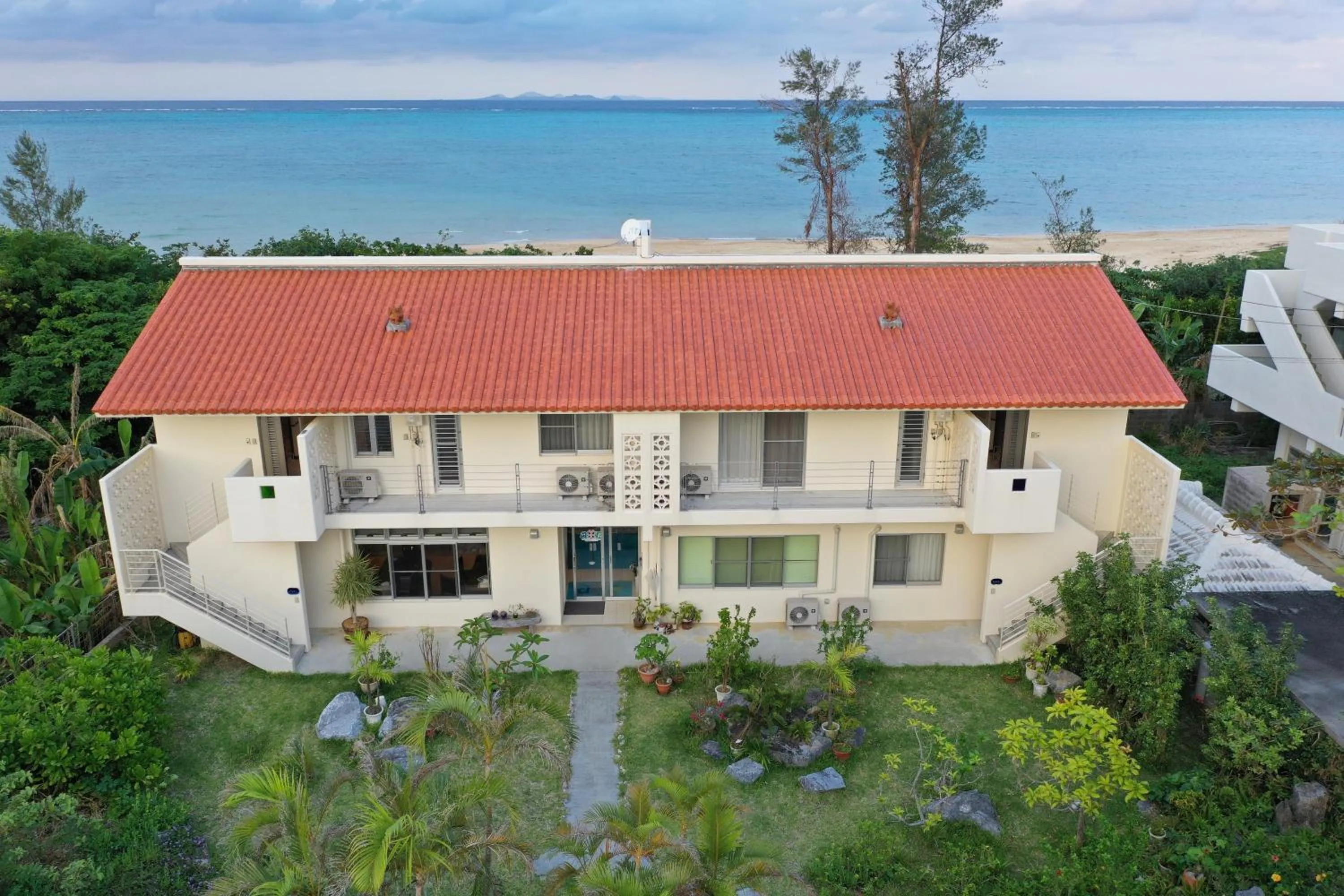 Property building in Arimabaru Beach Resort