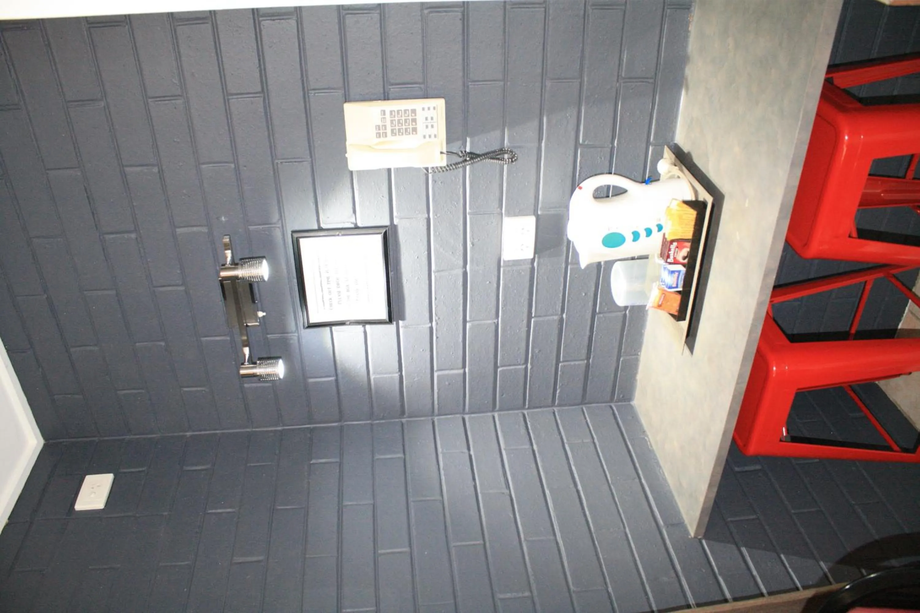 Coffee/tea facilities in Central Motel Gin Gin