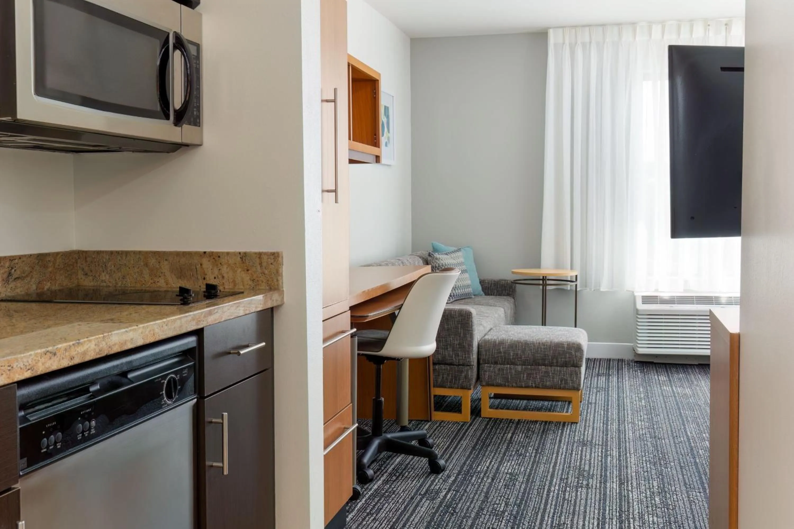 Photo of the whole room in TownePlace Suites by Marriott Erie