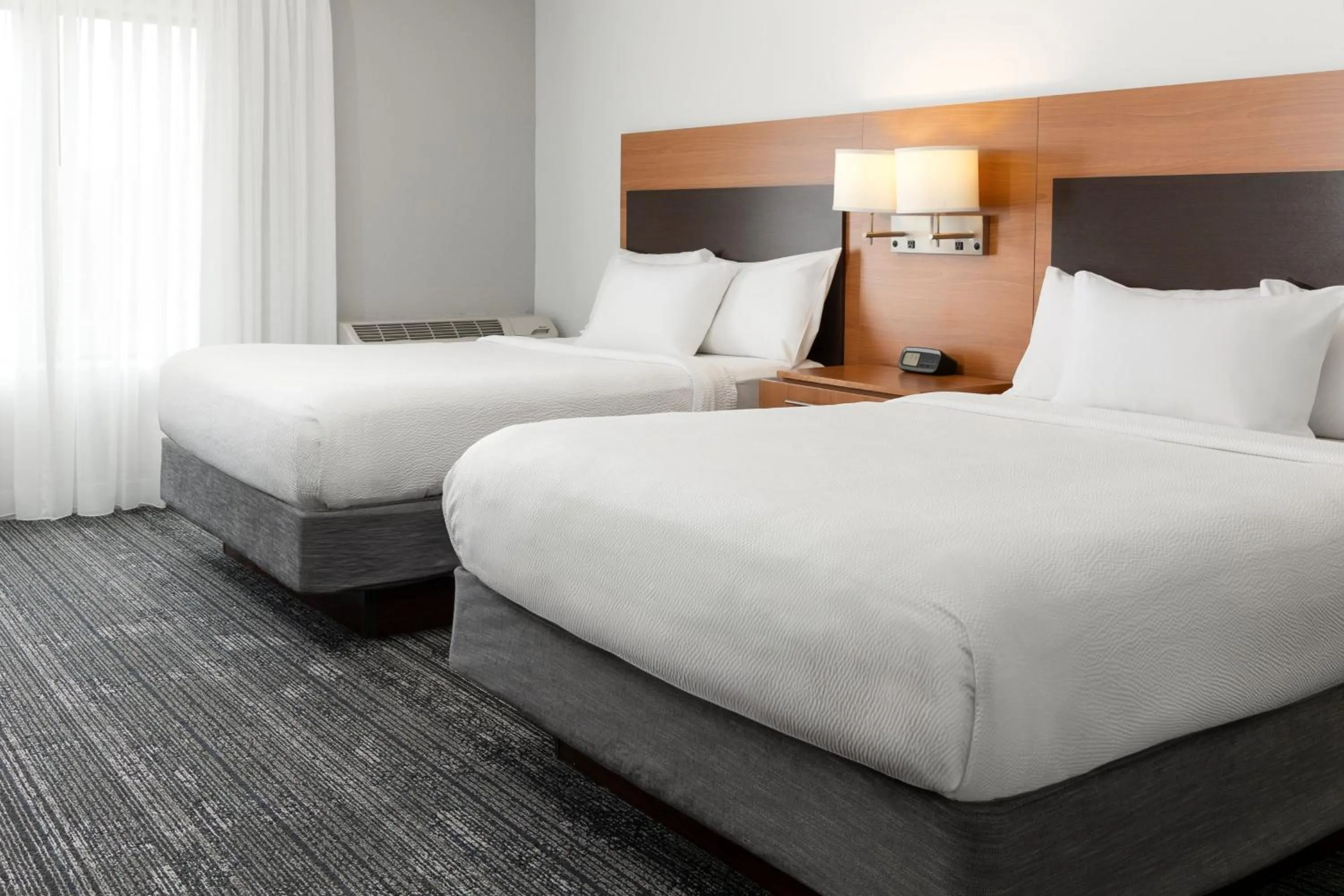 Photo of the whole room, Bed in TownePlace Suites by Marriott Erie