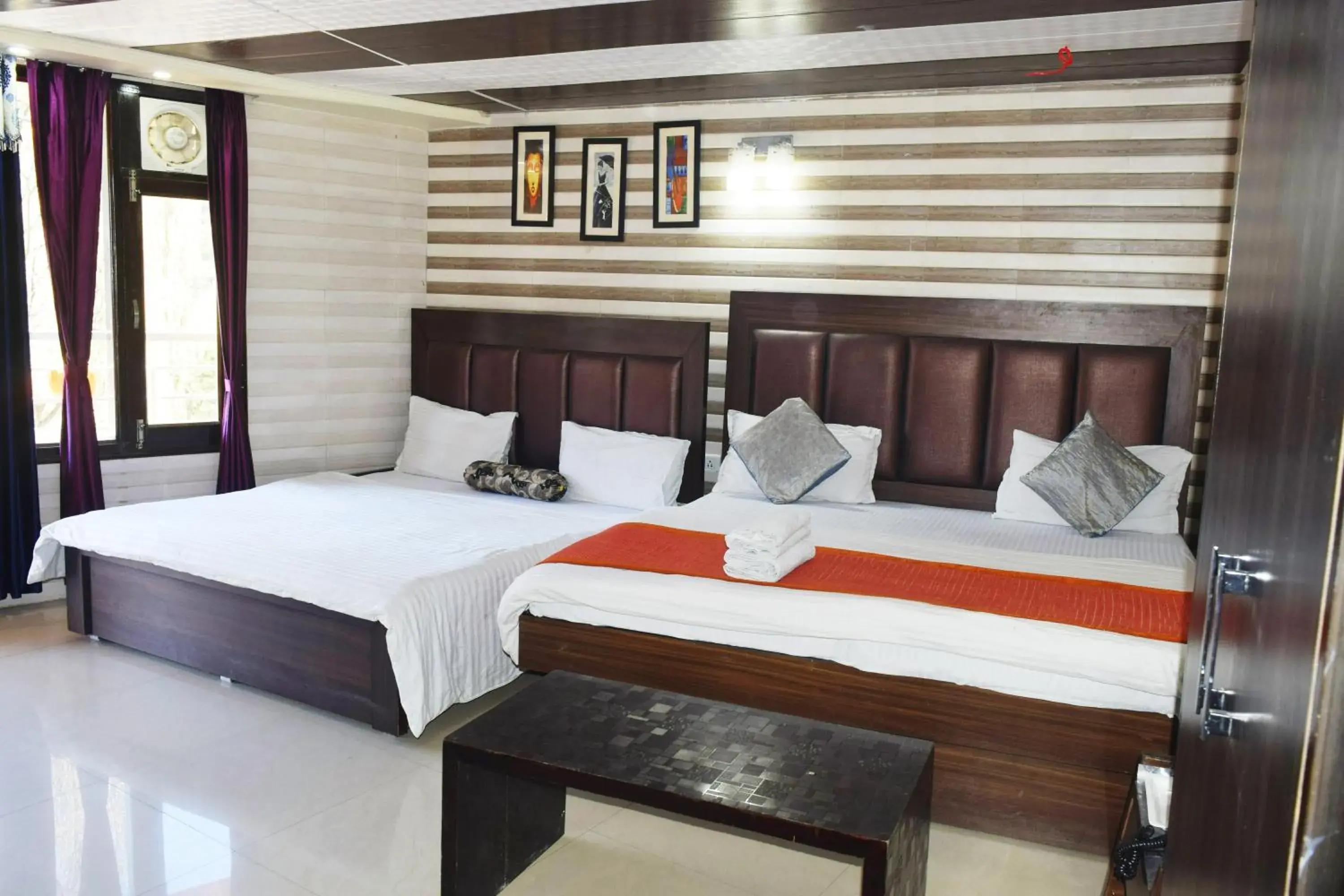 Bed in Cloud 7 Bed in Cloud 7