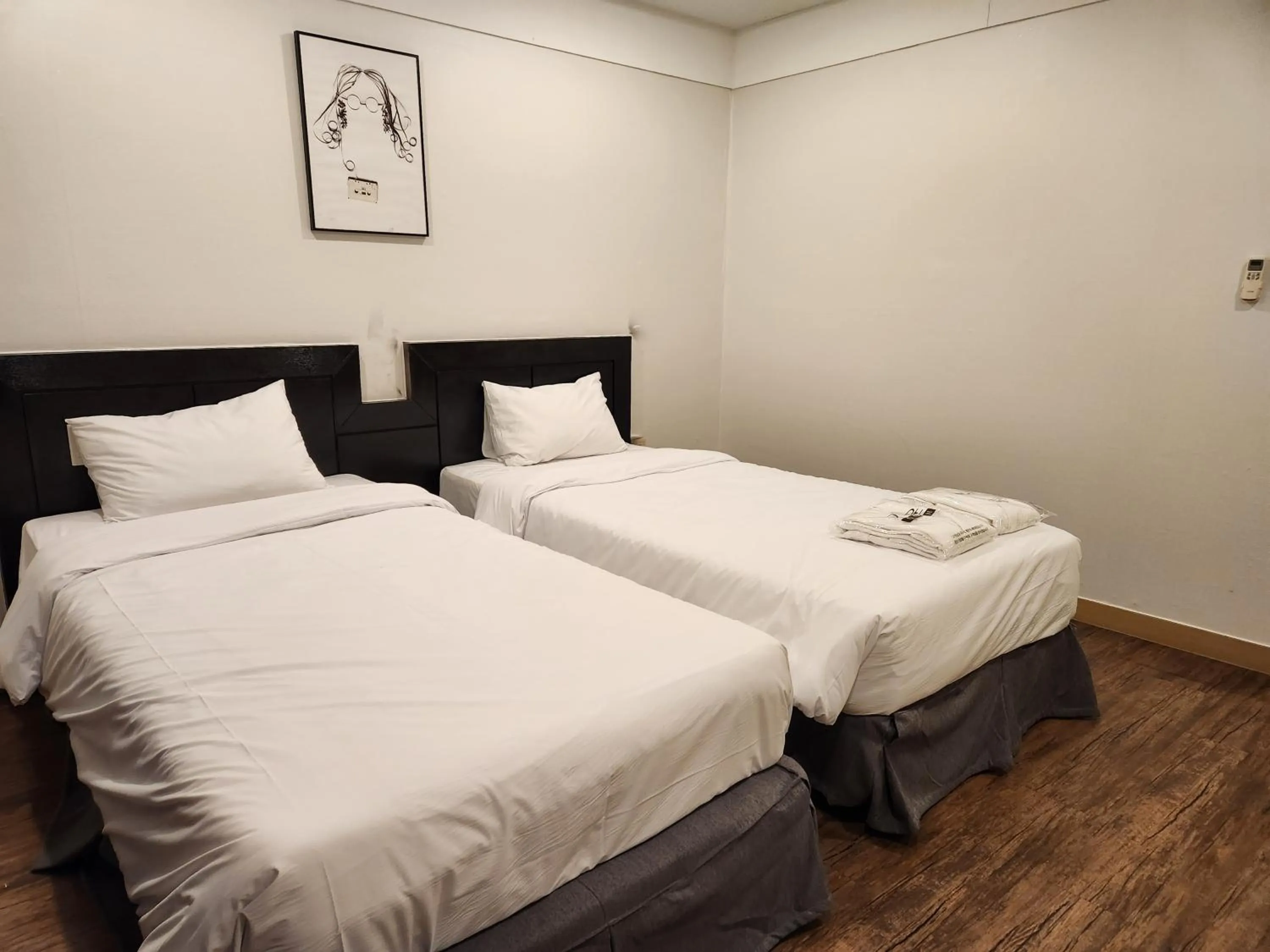 Decorative detail, Bed in Navis Hotel