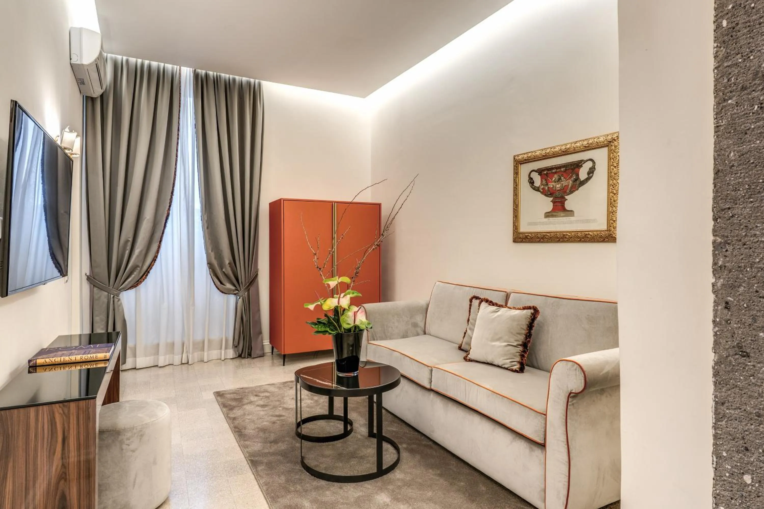 Living room in Eitch Borromini Palazzo Pamphilj