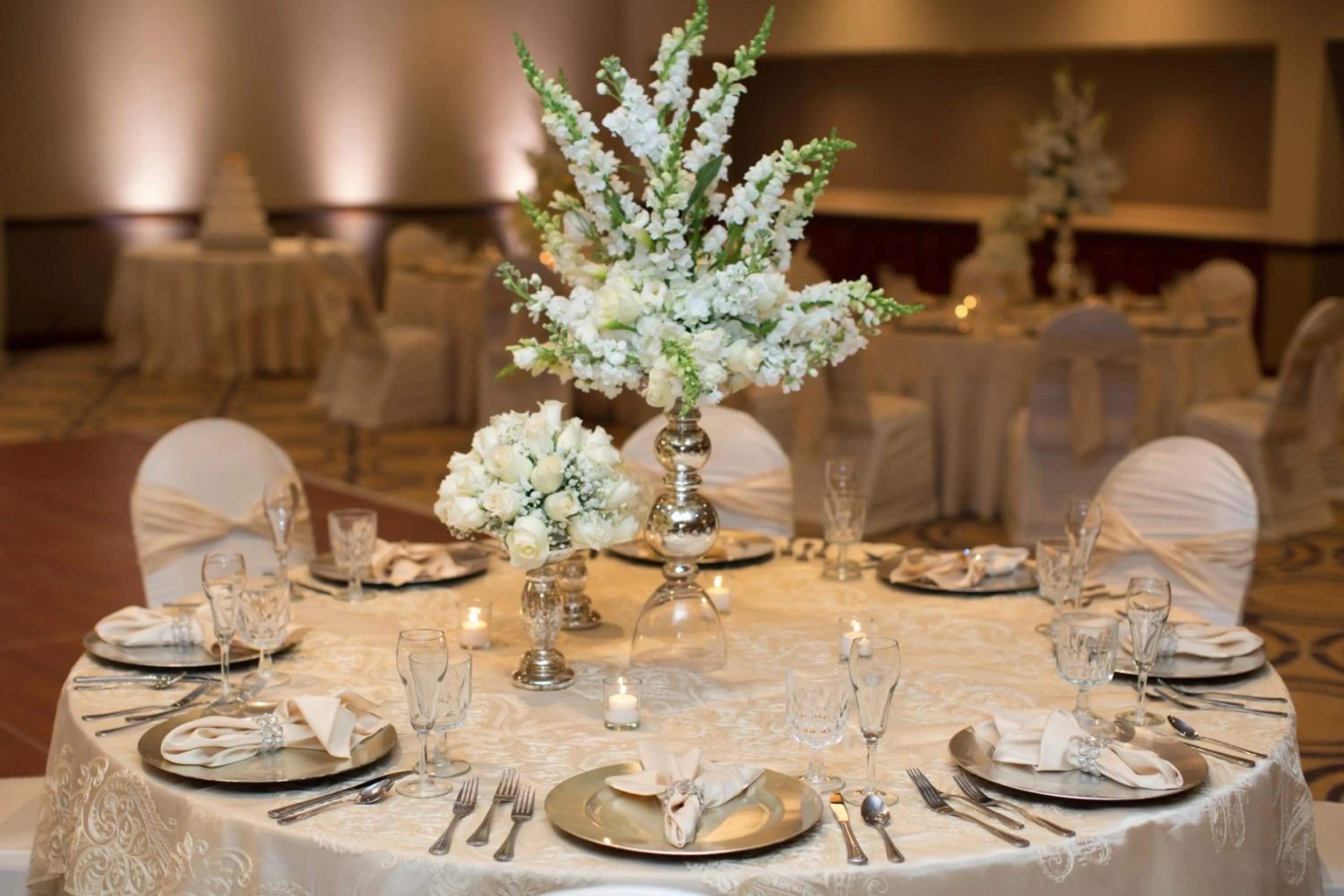 Restaurant/places to eat in Holiday Inn Dayton/Fairborn I-675, an IHG Hotel