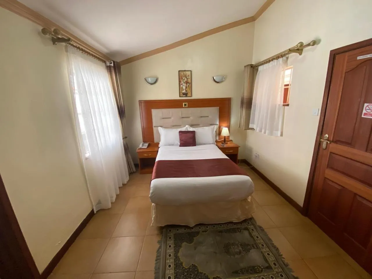 Photo of the whole room, Bed in Villa Leone Boutique Hotel