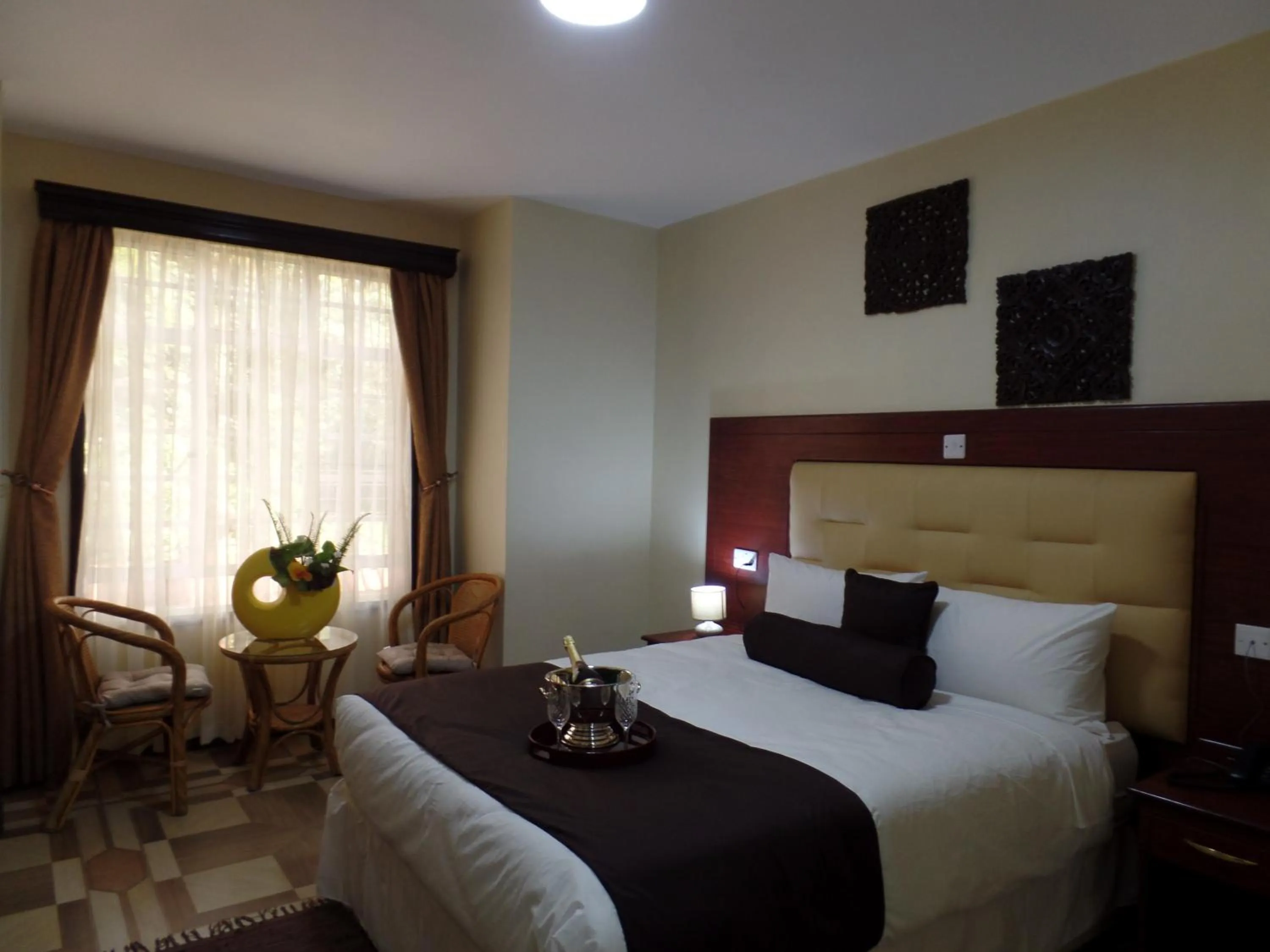 Photo of the whole room, Bed in Villa Leone Boutique Hotel