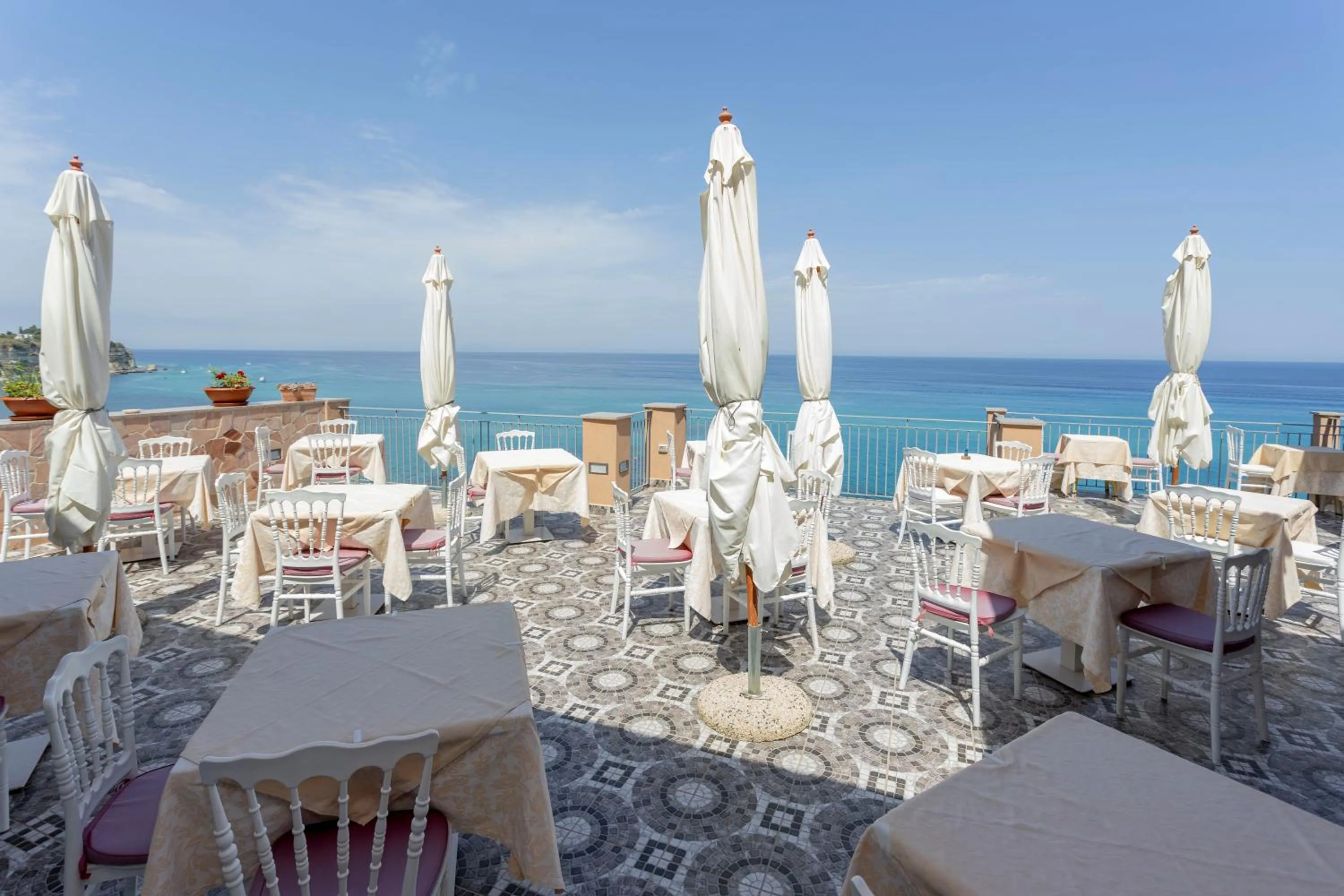 Restaurant/places to eat in Hotel Terrazzo Sul Mare