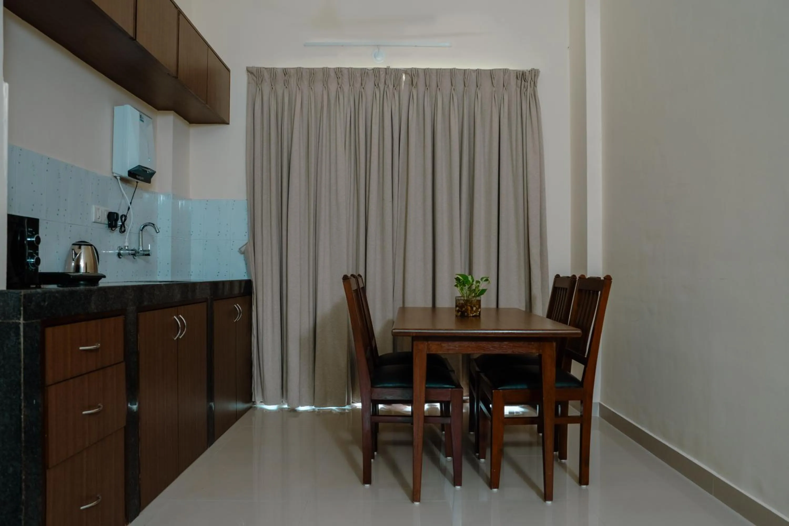 Dining area in Nanu Beach Resort & Spa