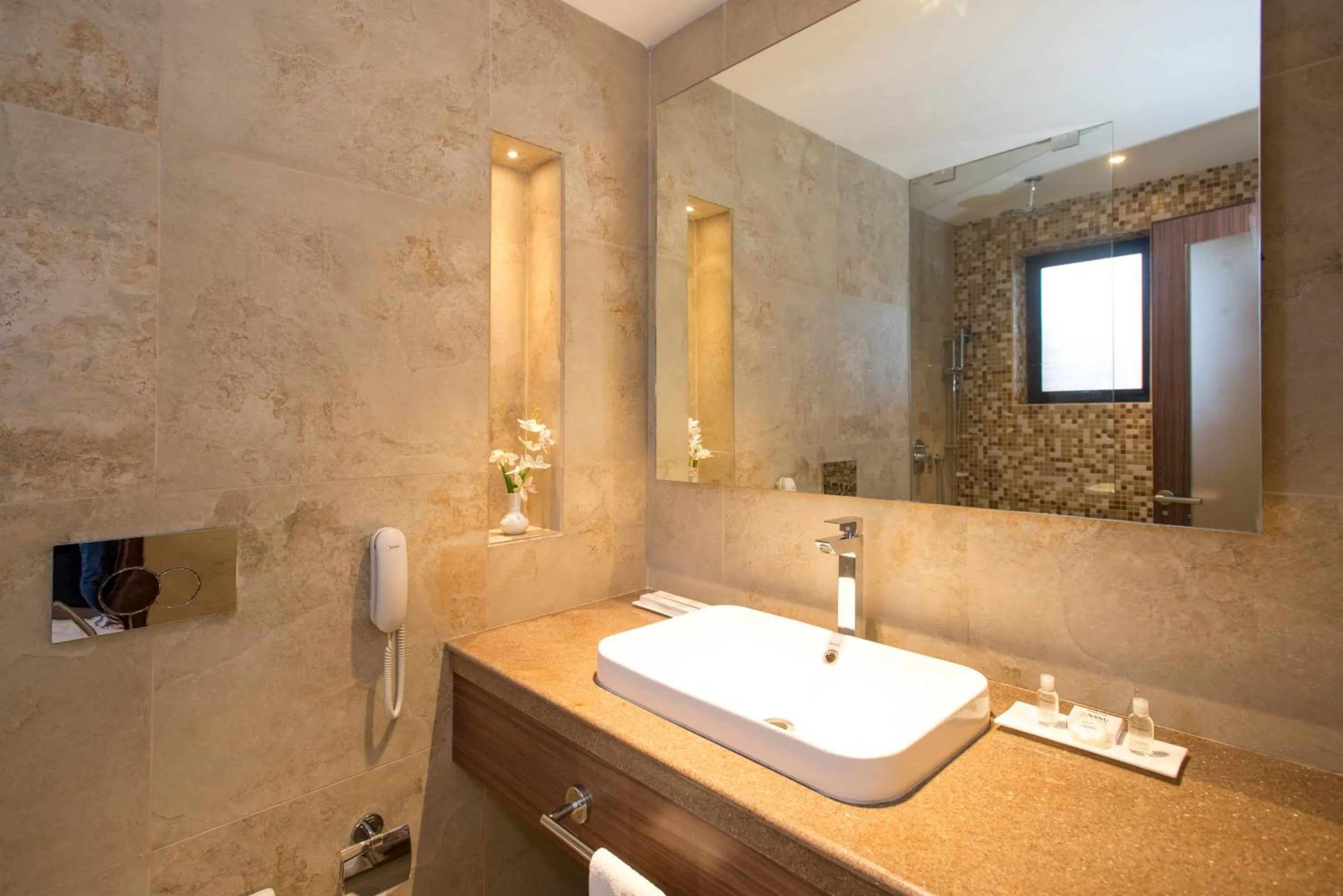 Bathroom in Nanu Beach Resort & Spa