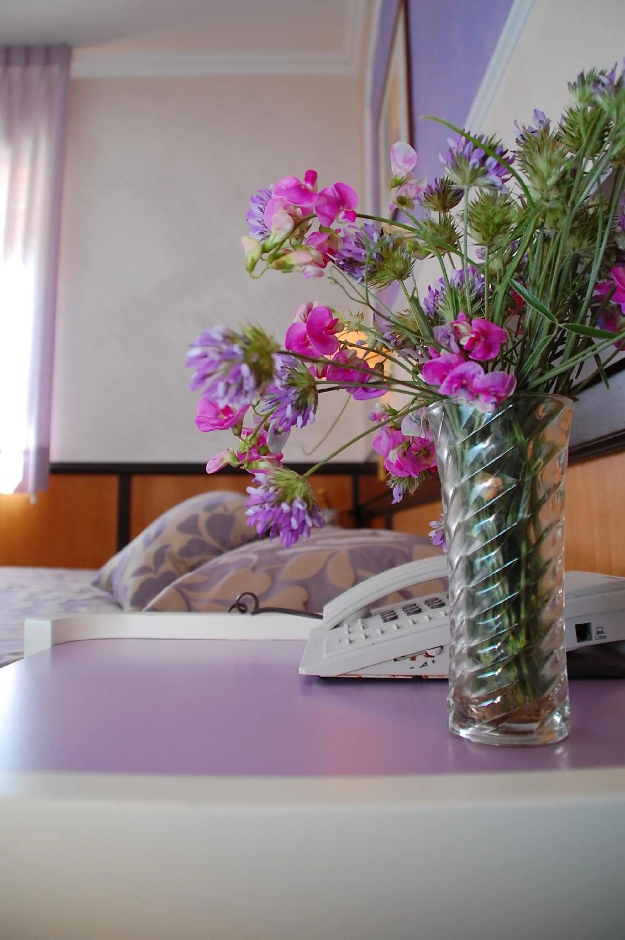 Other, Bed in Benny Hotel