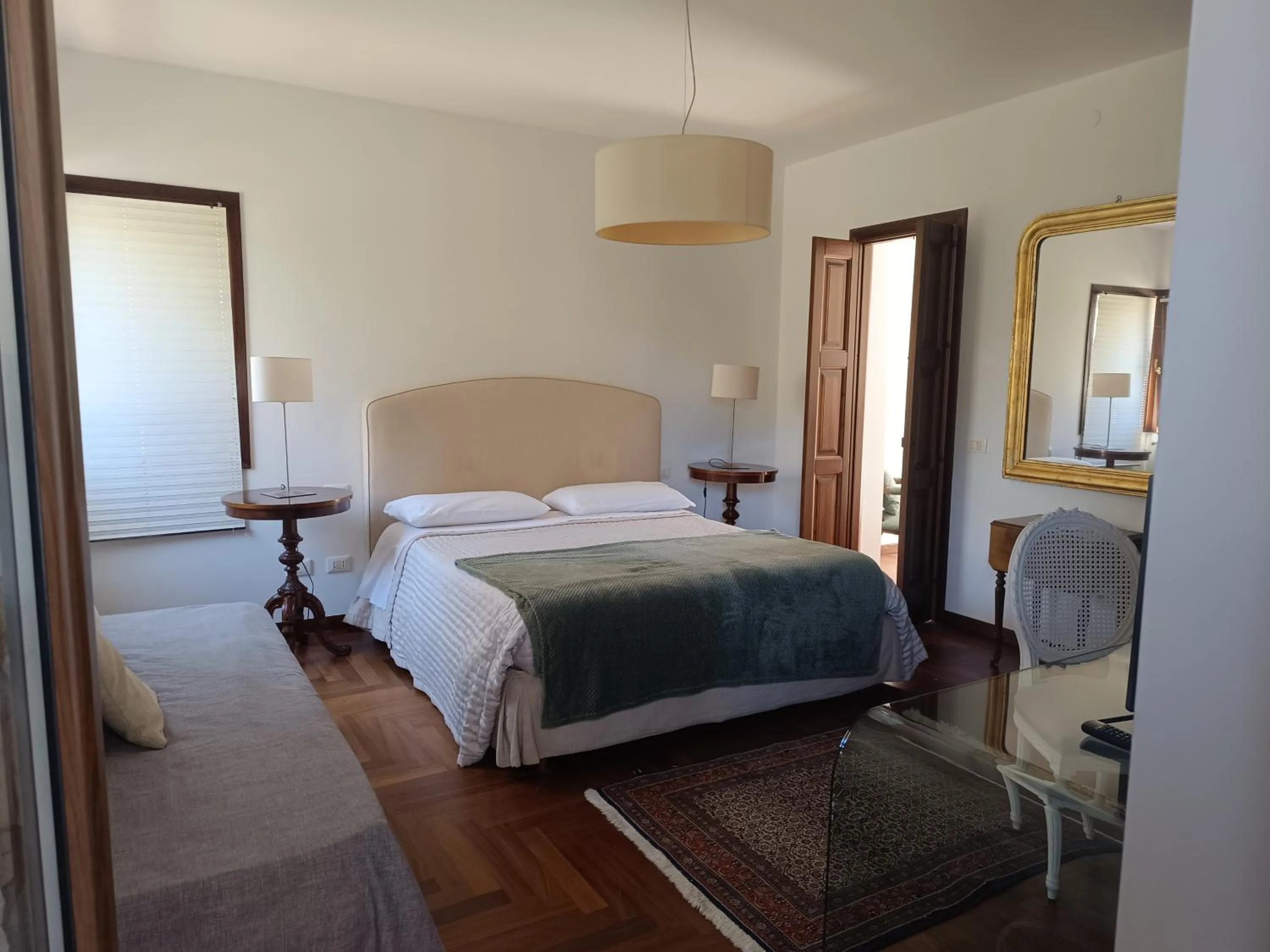 Bed in B & B Villa Flora