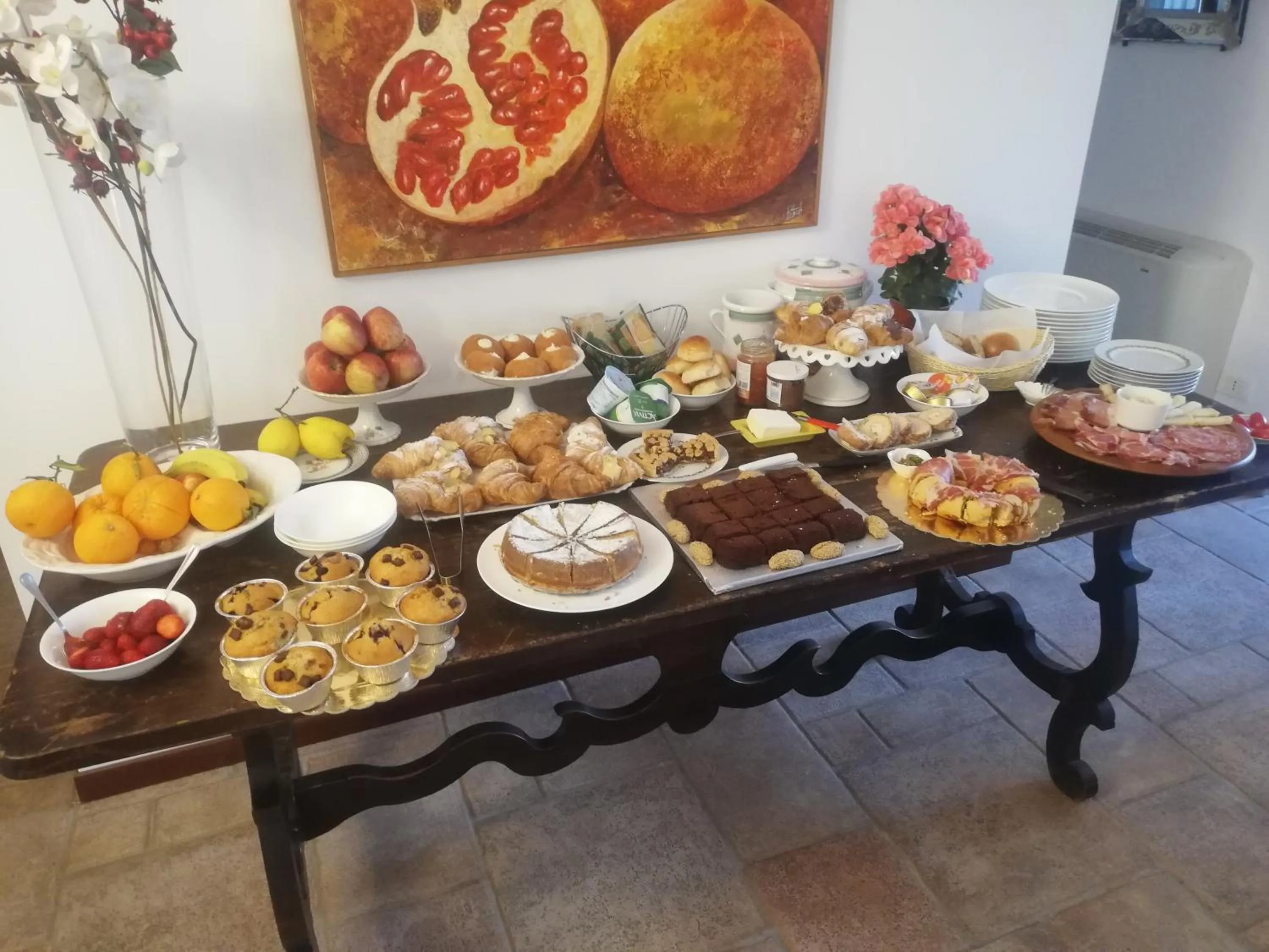 Continental breakfast in B & B Villa Flora