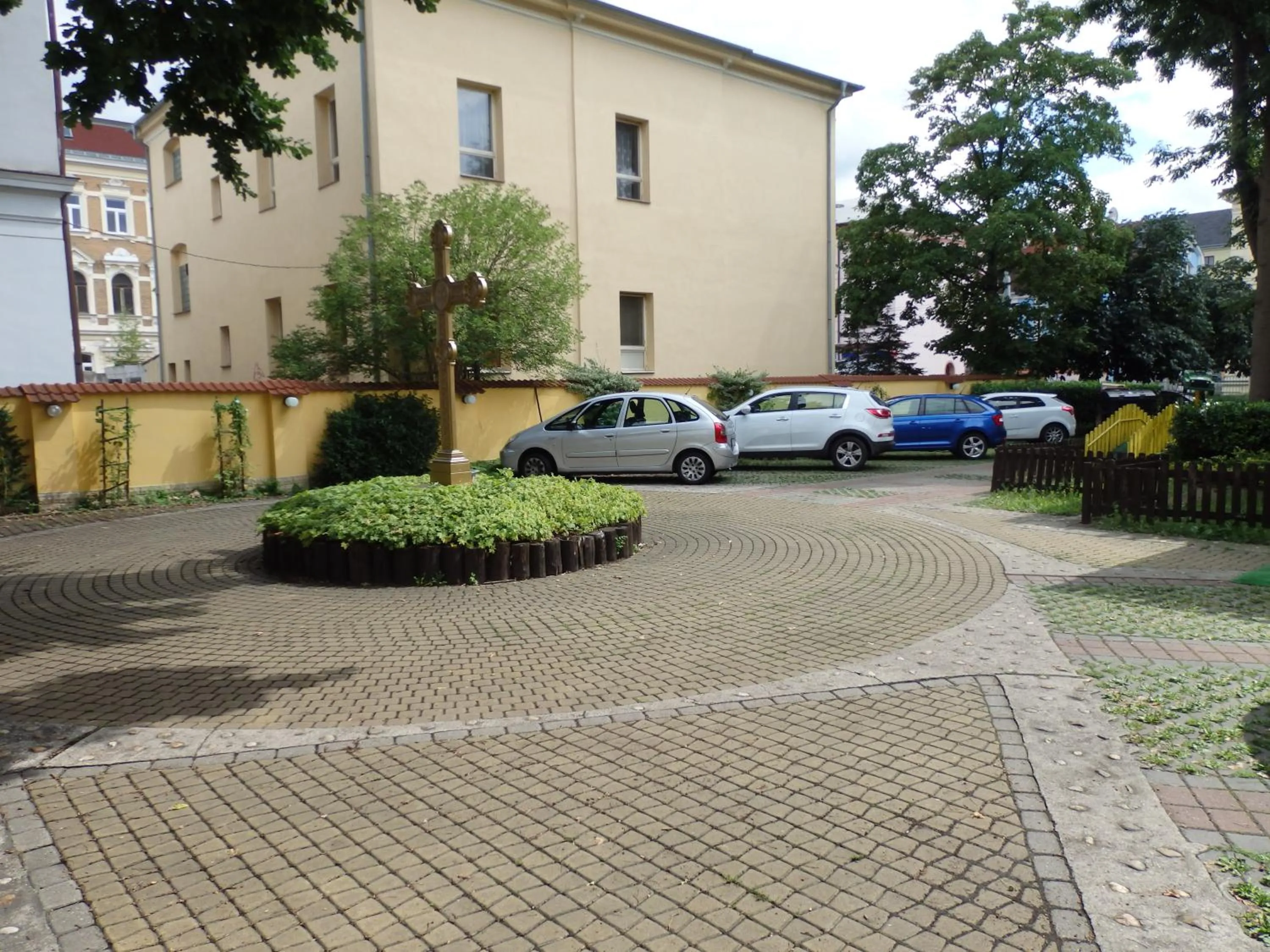 Property building in Hotel Zlatý Kříž