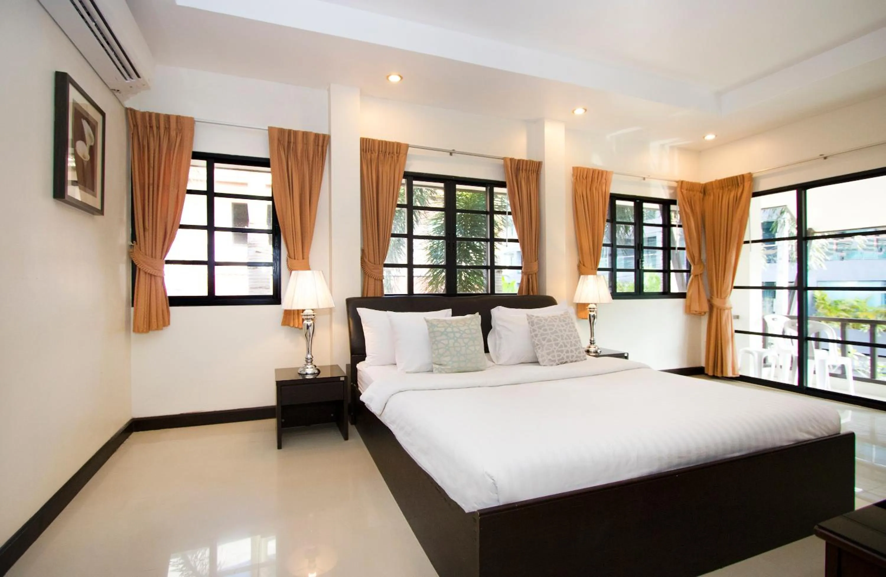 Bed in Sweet Villas Pattaya