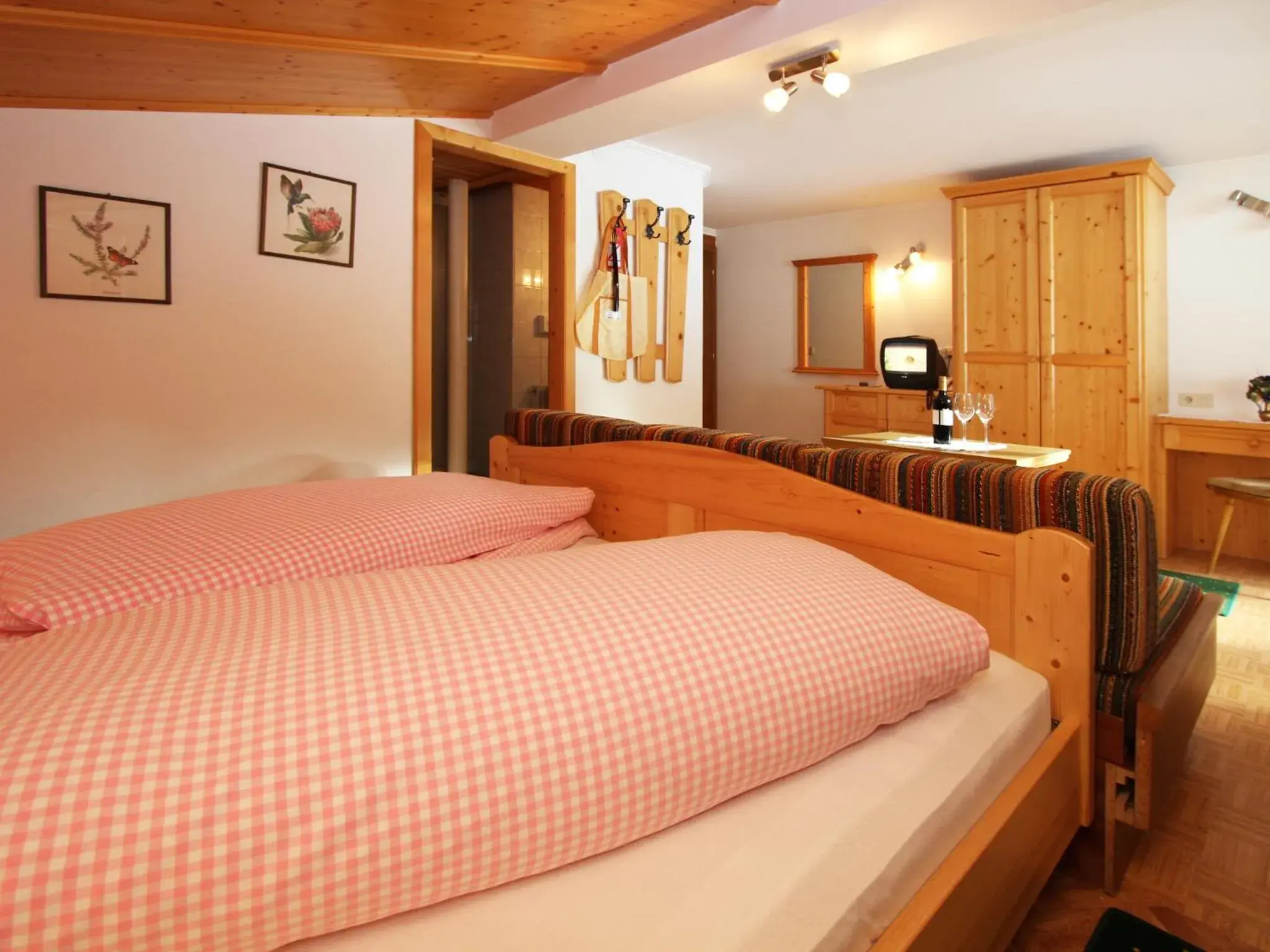 Double Room in Alpenhof Pitztal Double Room in Alpenhof Pitztal