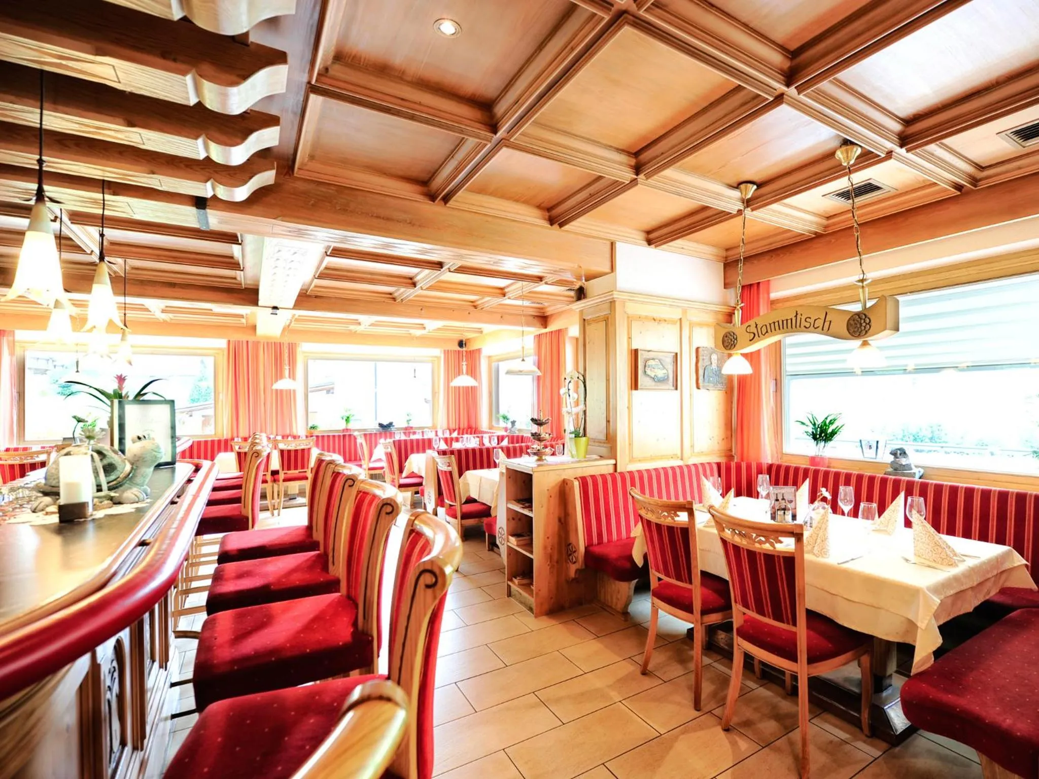 Restaurant/places to eat in Alpenhof Pitztal