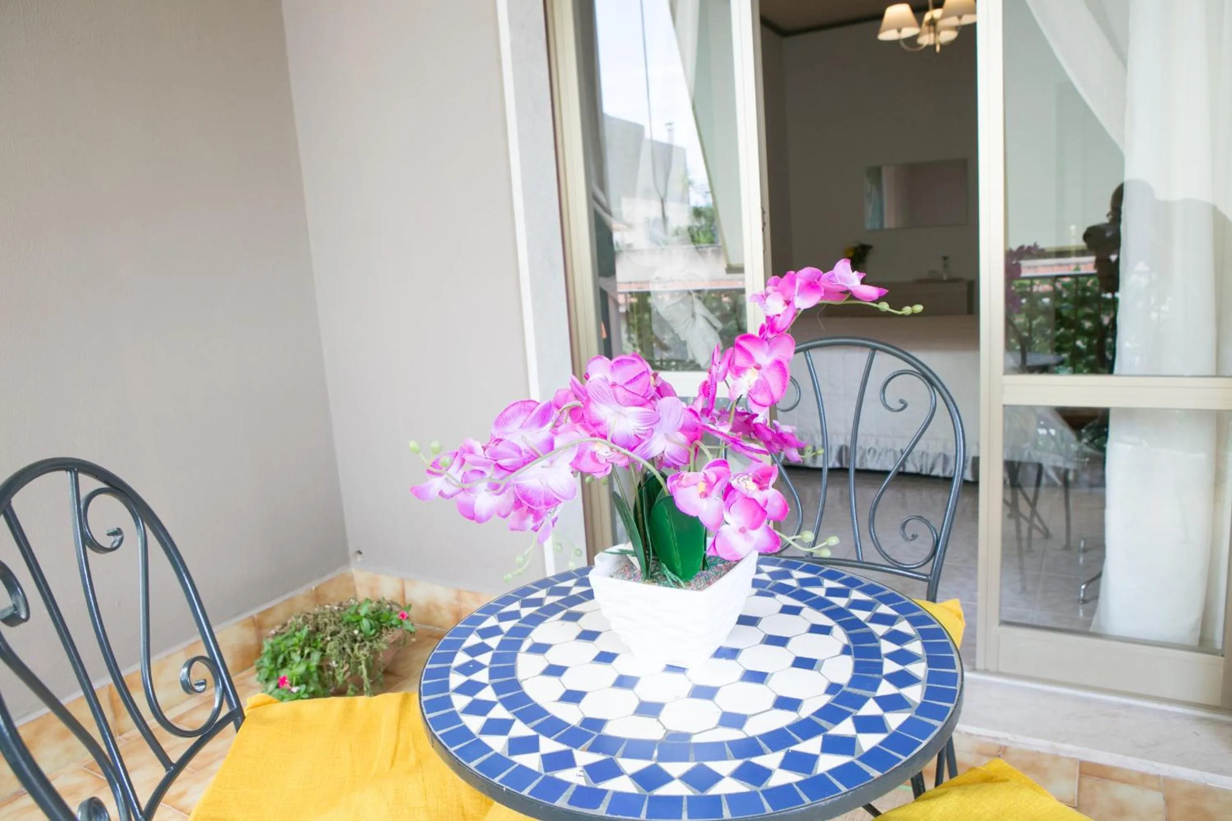 Property building in B&B The Queen