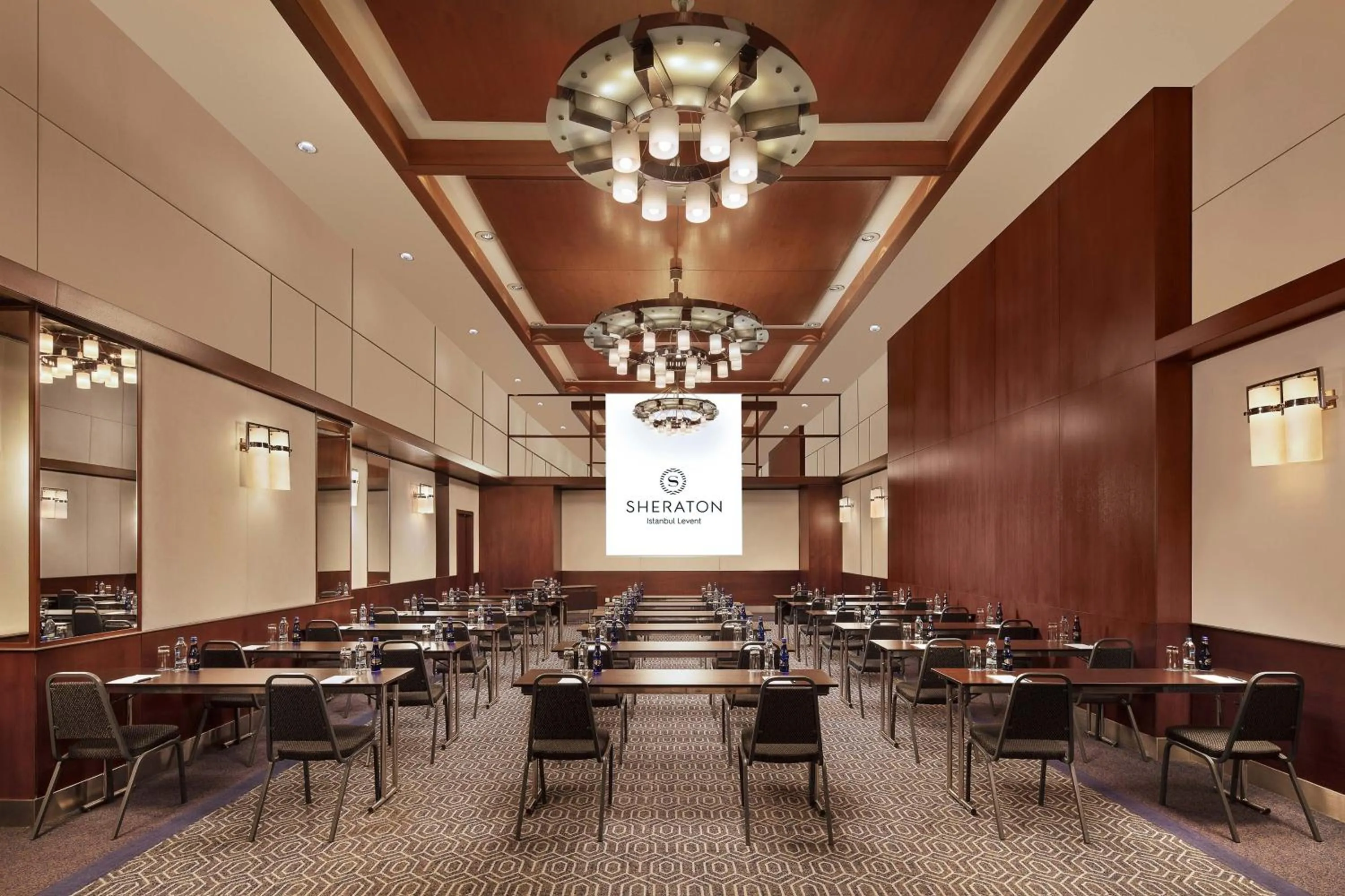 Meeting/conference room in Sheraton Istanbul Levent