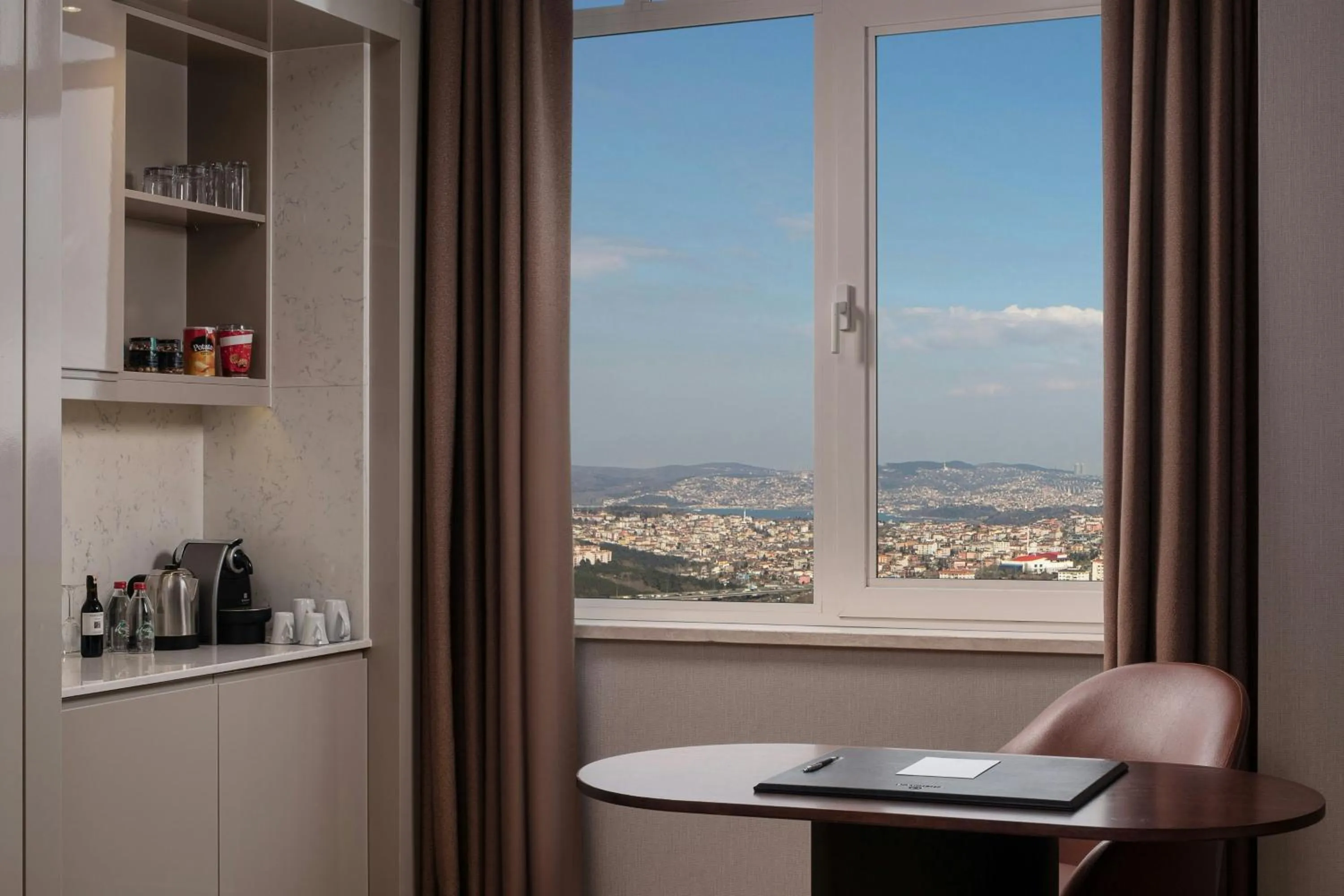 Photo of the whole room in Sheraton Istanbul Levent