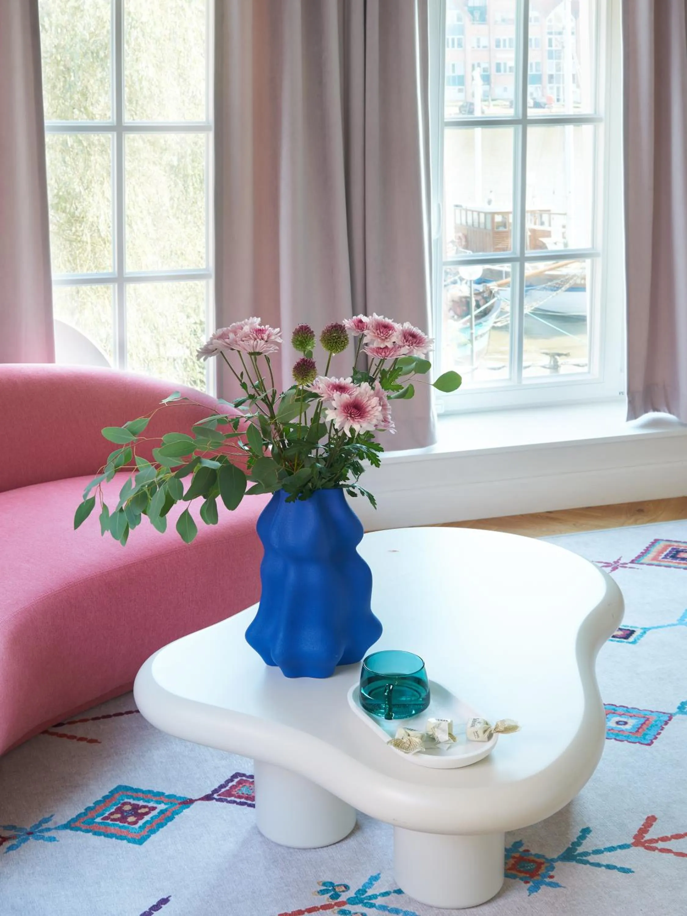 Seating area in Five Rooms