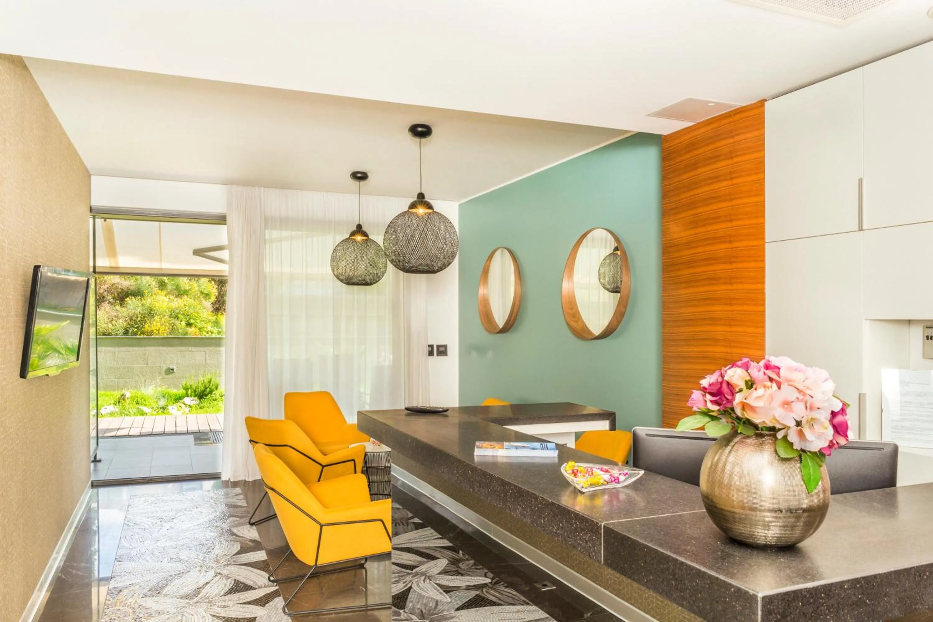 Rooms Oasis Life