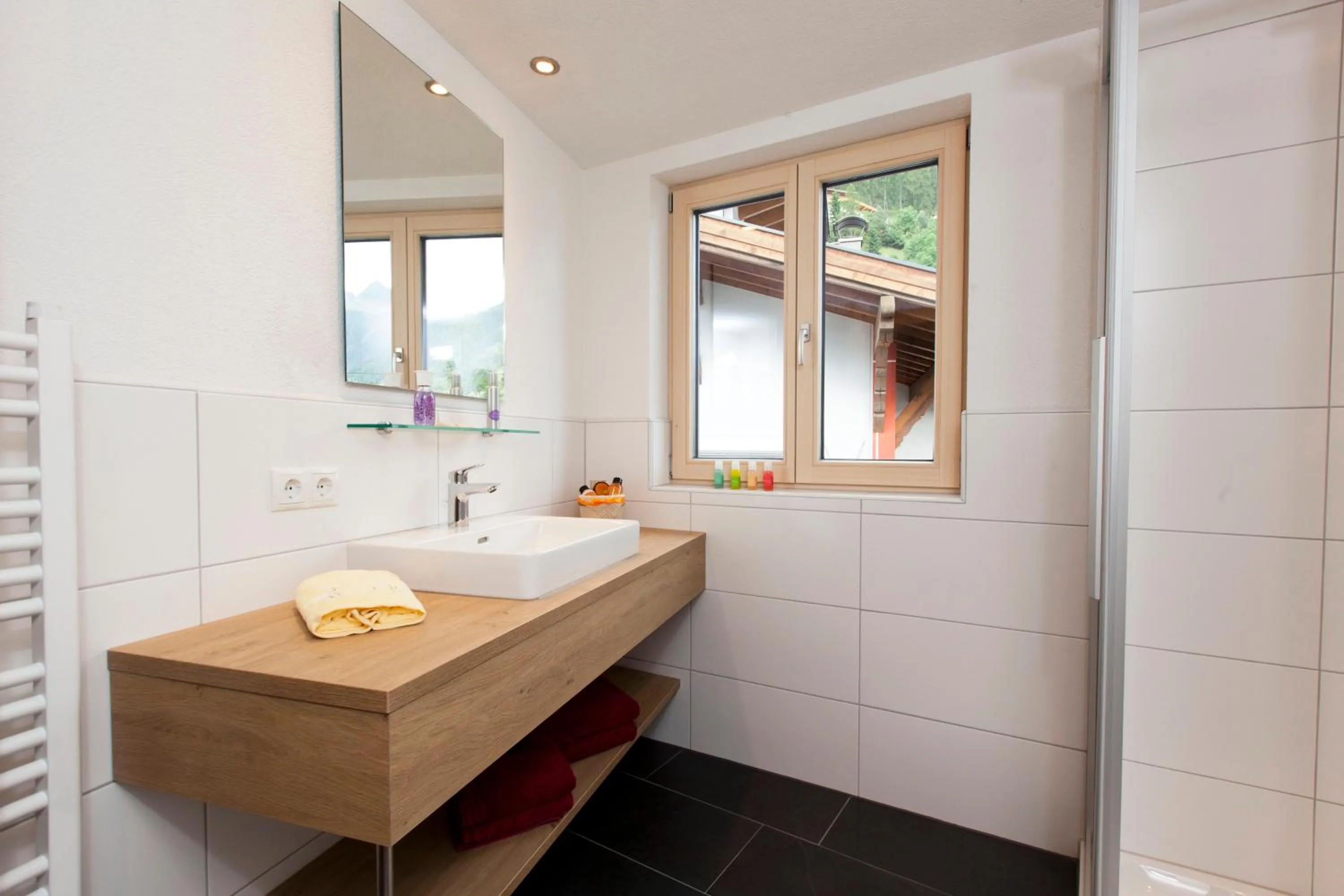 Bathroom in Nowders Apartments