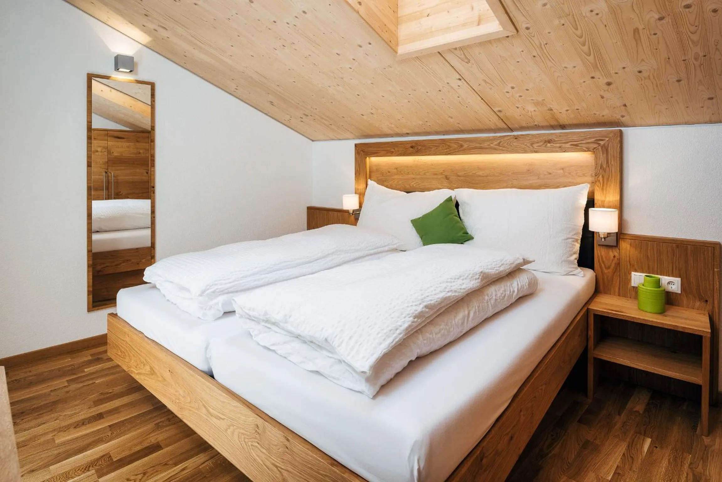 Photo of the whole room, Bed in Nowders Apartments