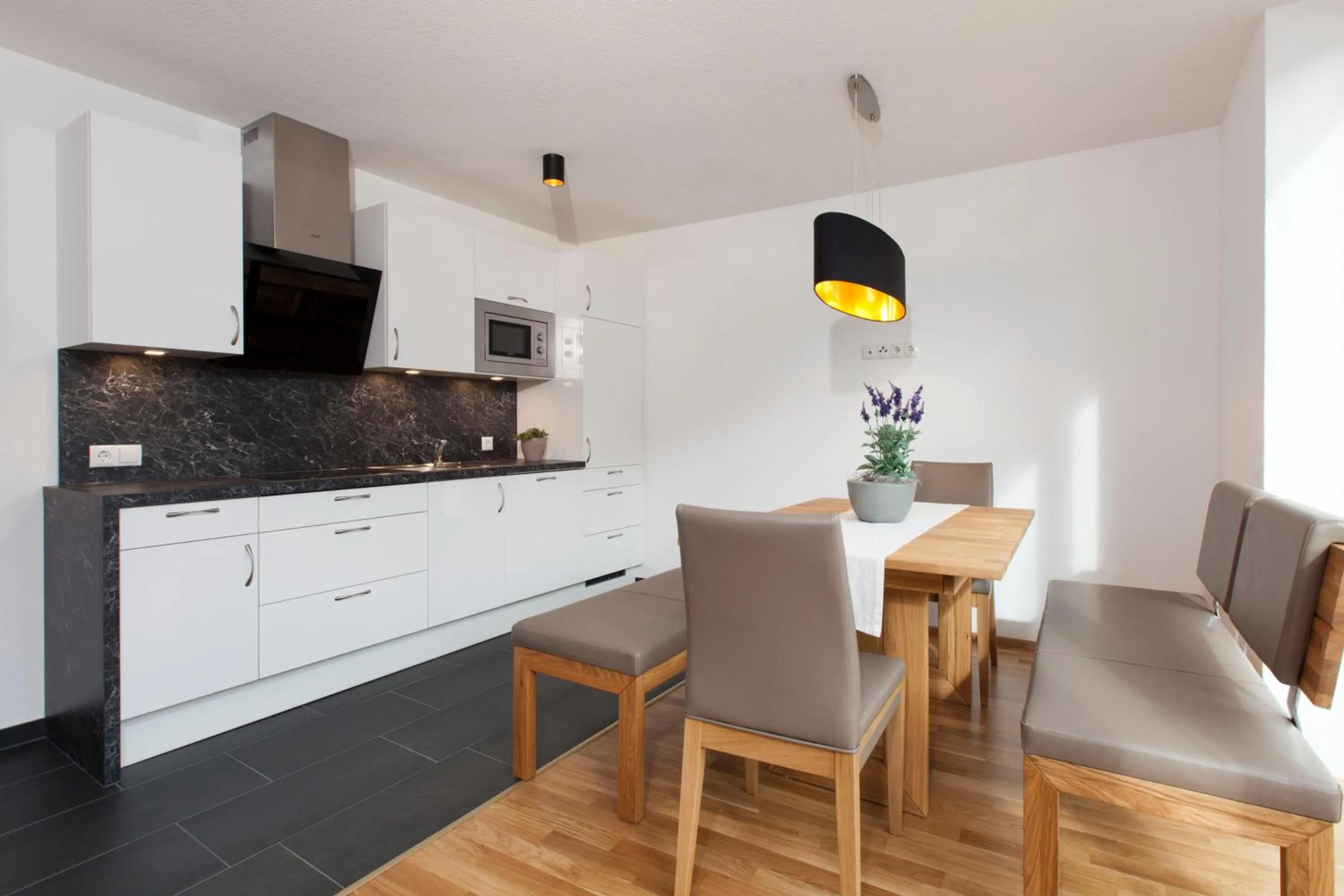 Communal kitchen in Nowders Apartments