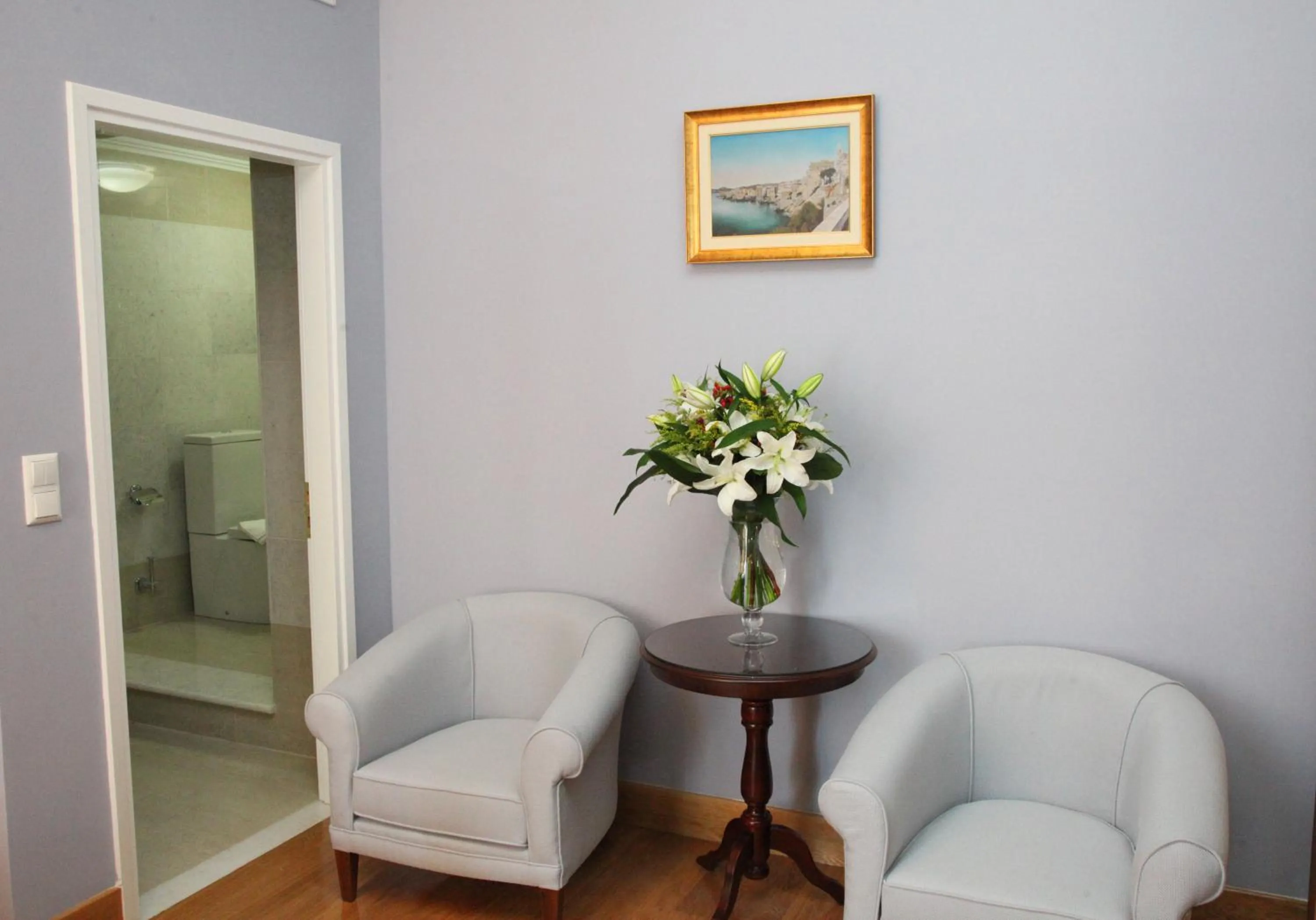 Seating area in Apollonion Palace